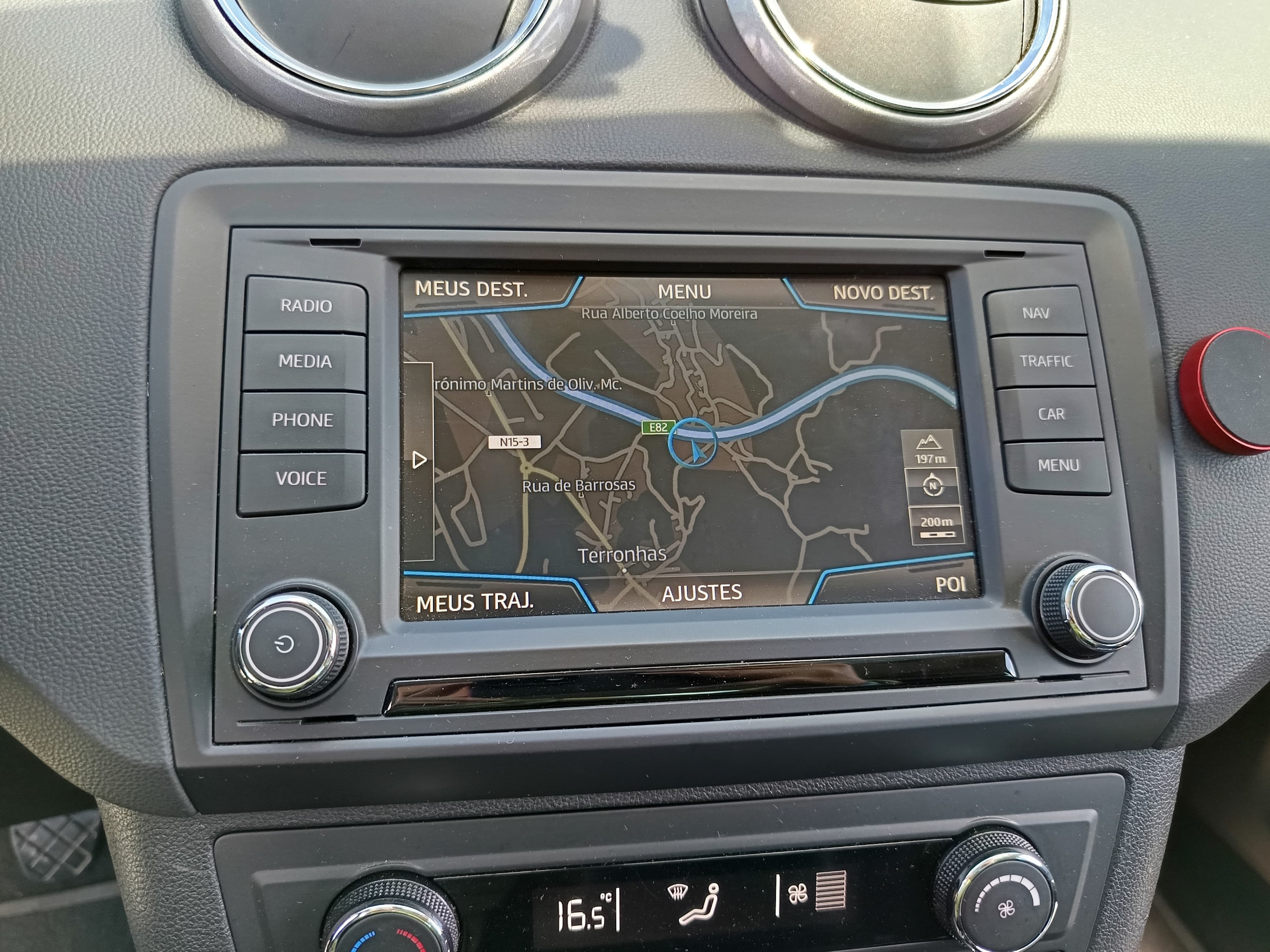 Seat Ibiza 1.4 TDI · Ano 2016 — image 27