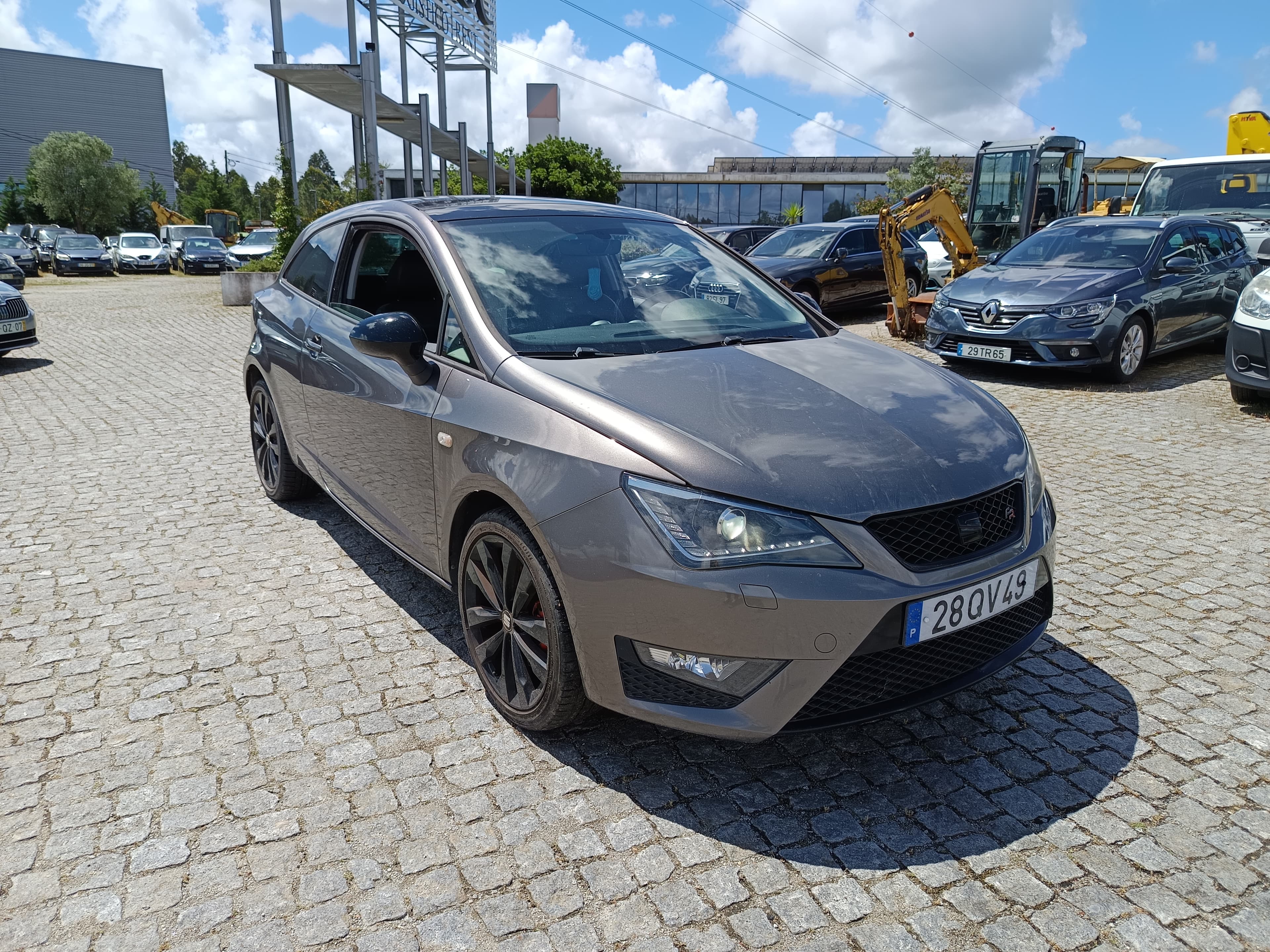 Seat Ibiza 1.4 TDI · Ano 2016 — image 3