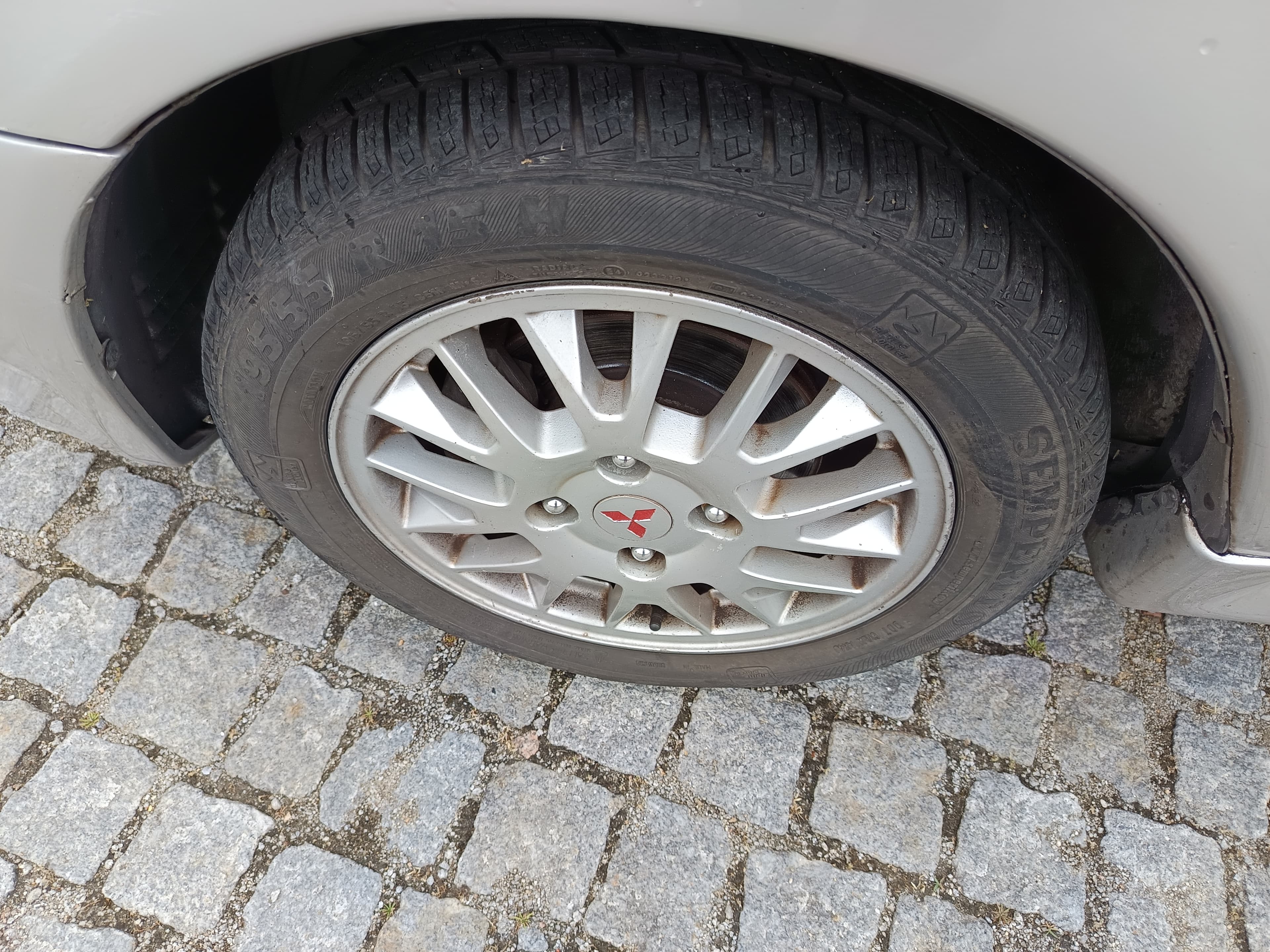 Mitsubishi Spacestar · Ano 2002 — image 19