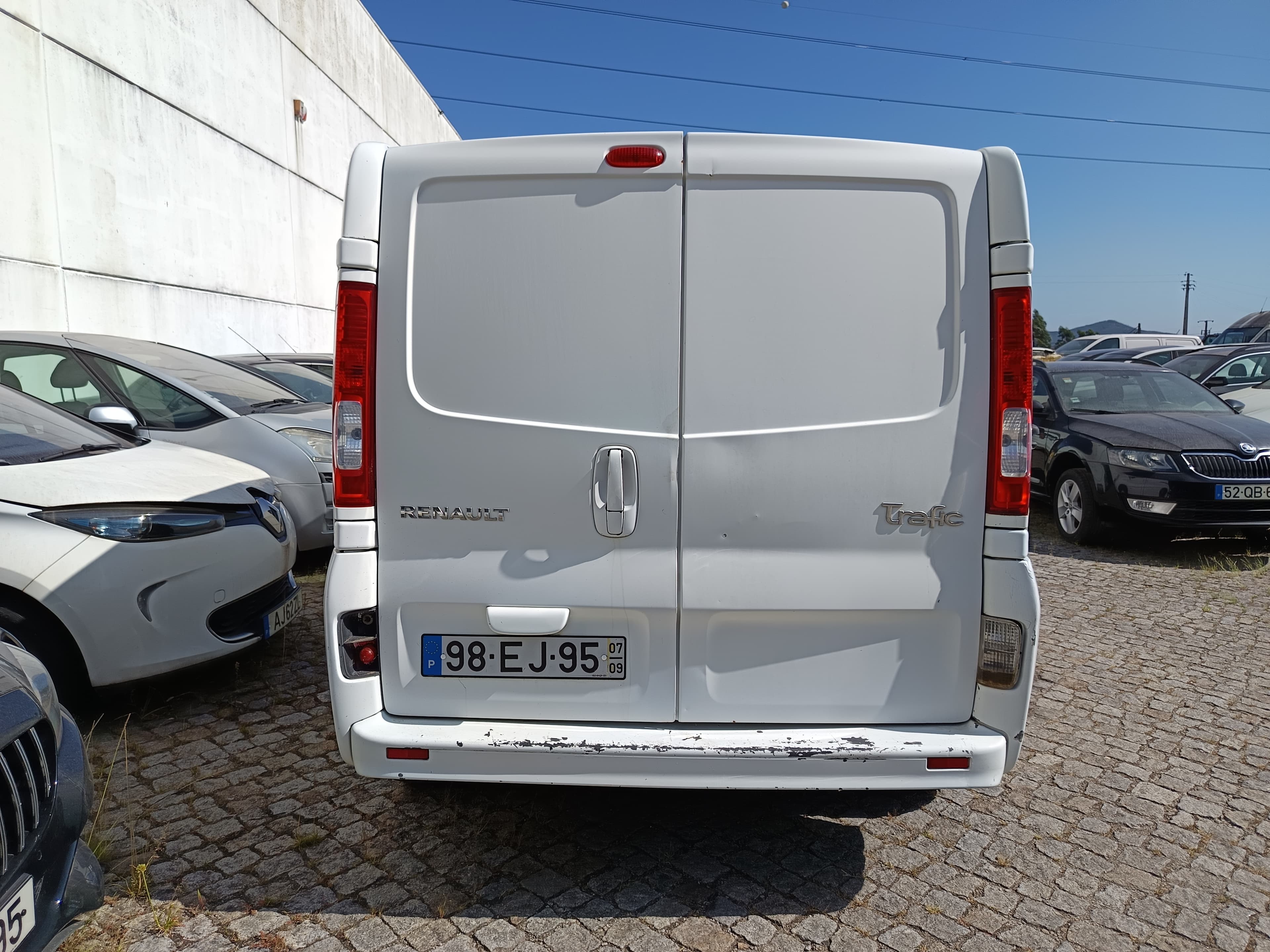 Renault Trafic · Ano 2007 — imagen 5