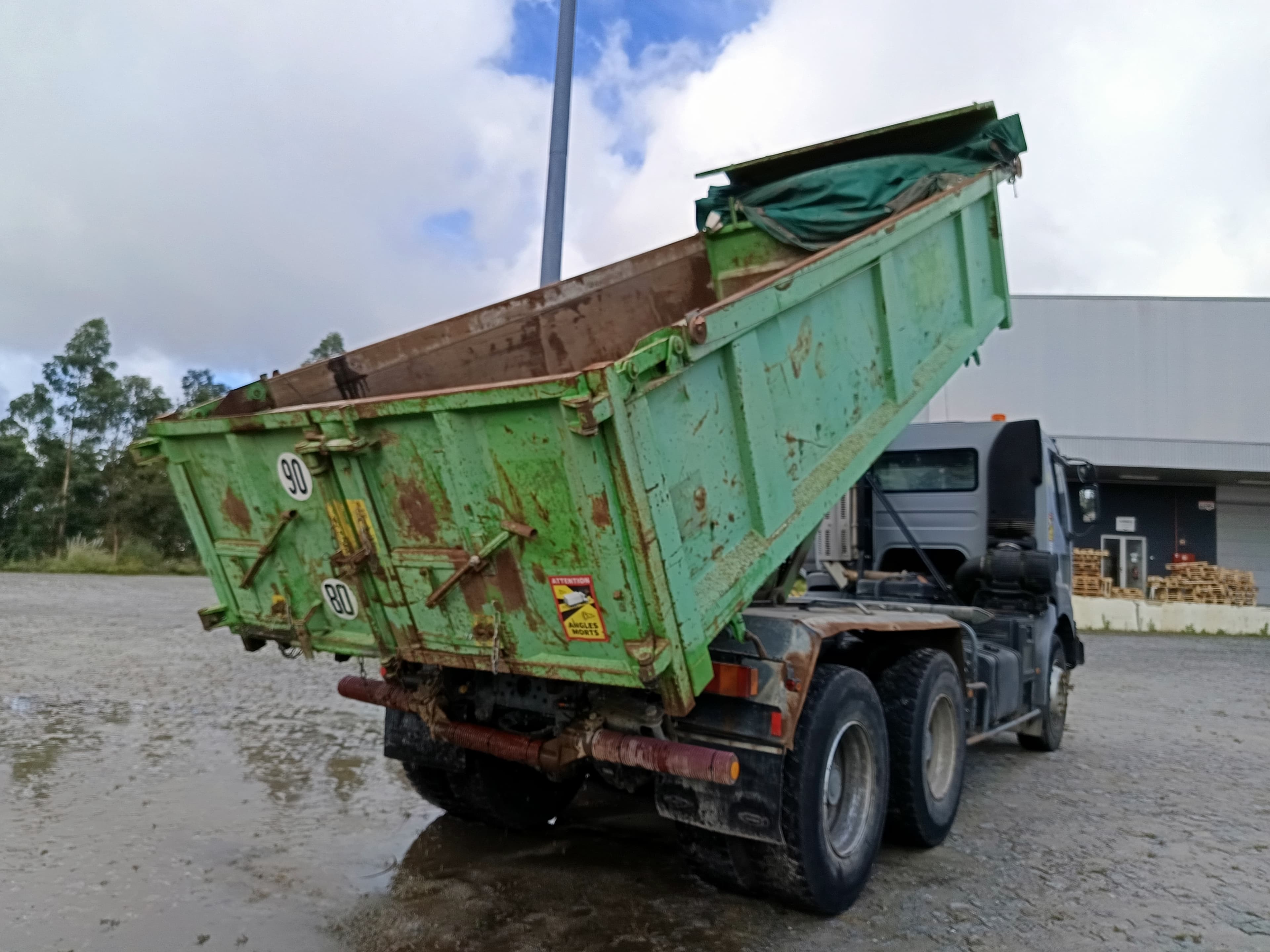 Renault 370 · Ano 2007 — imagem 36