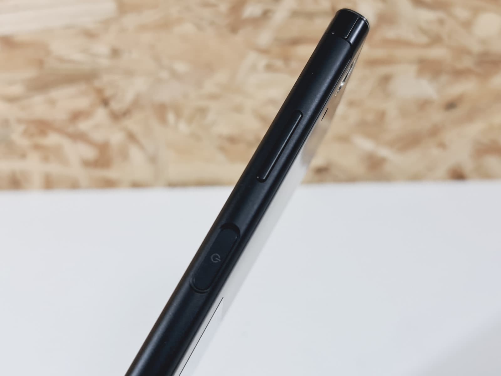 Telemóvel Sony XPERIA XA1 Plus — imagen 5