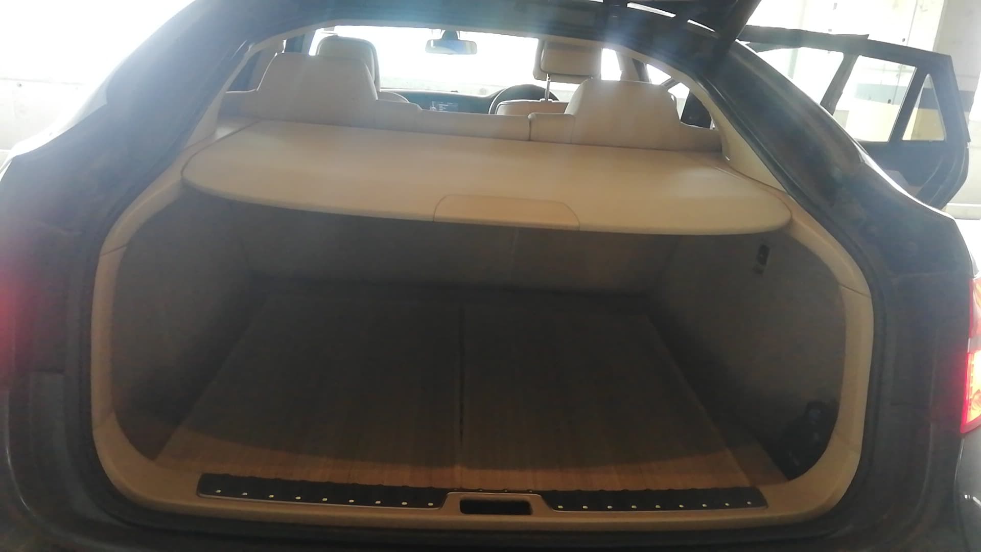 BMW X6 35i · Ano 2011 — image 13