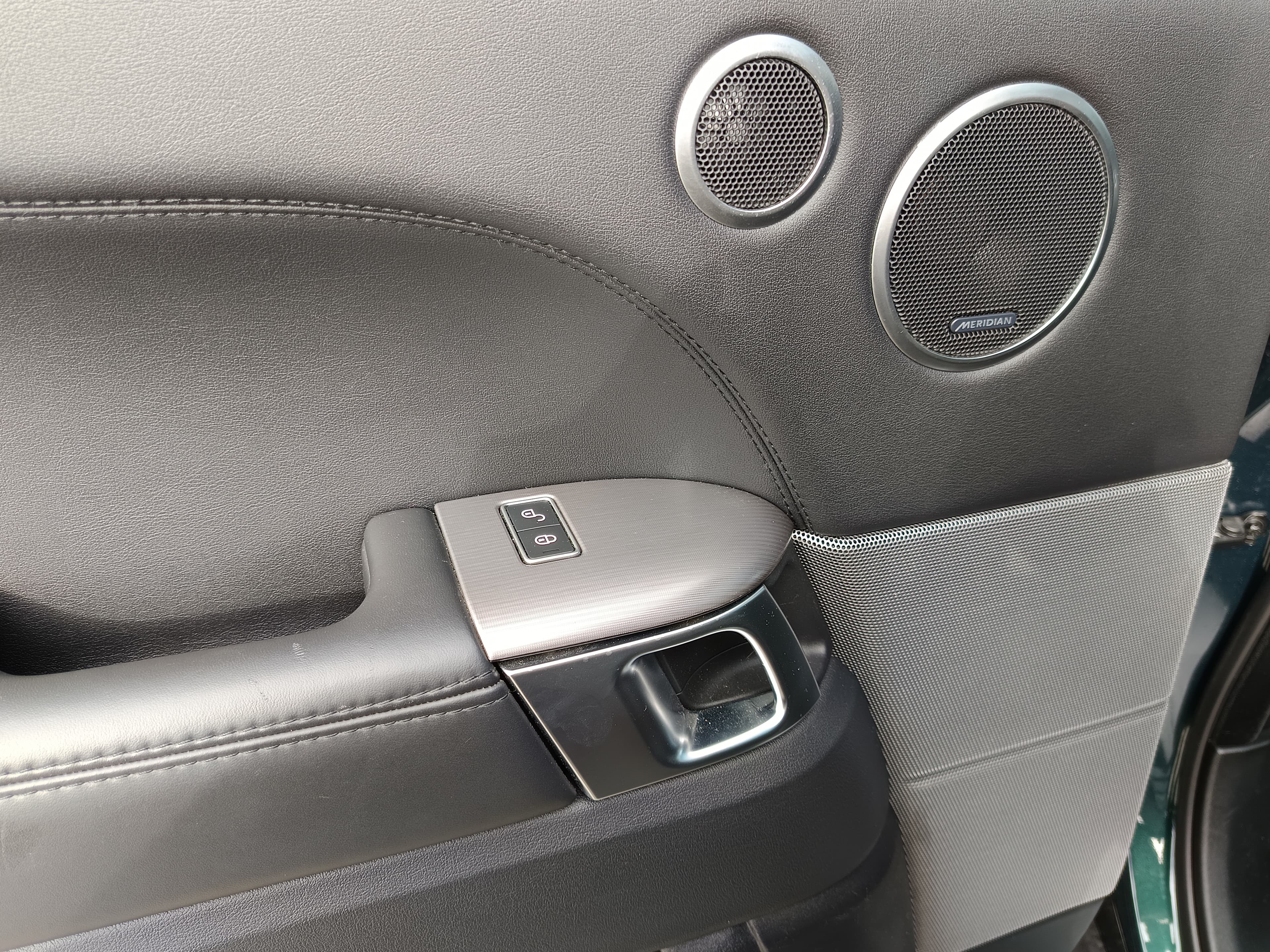Land Rover Range Rover Sport · Ano 2017 — image 33