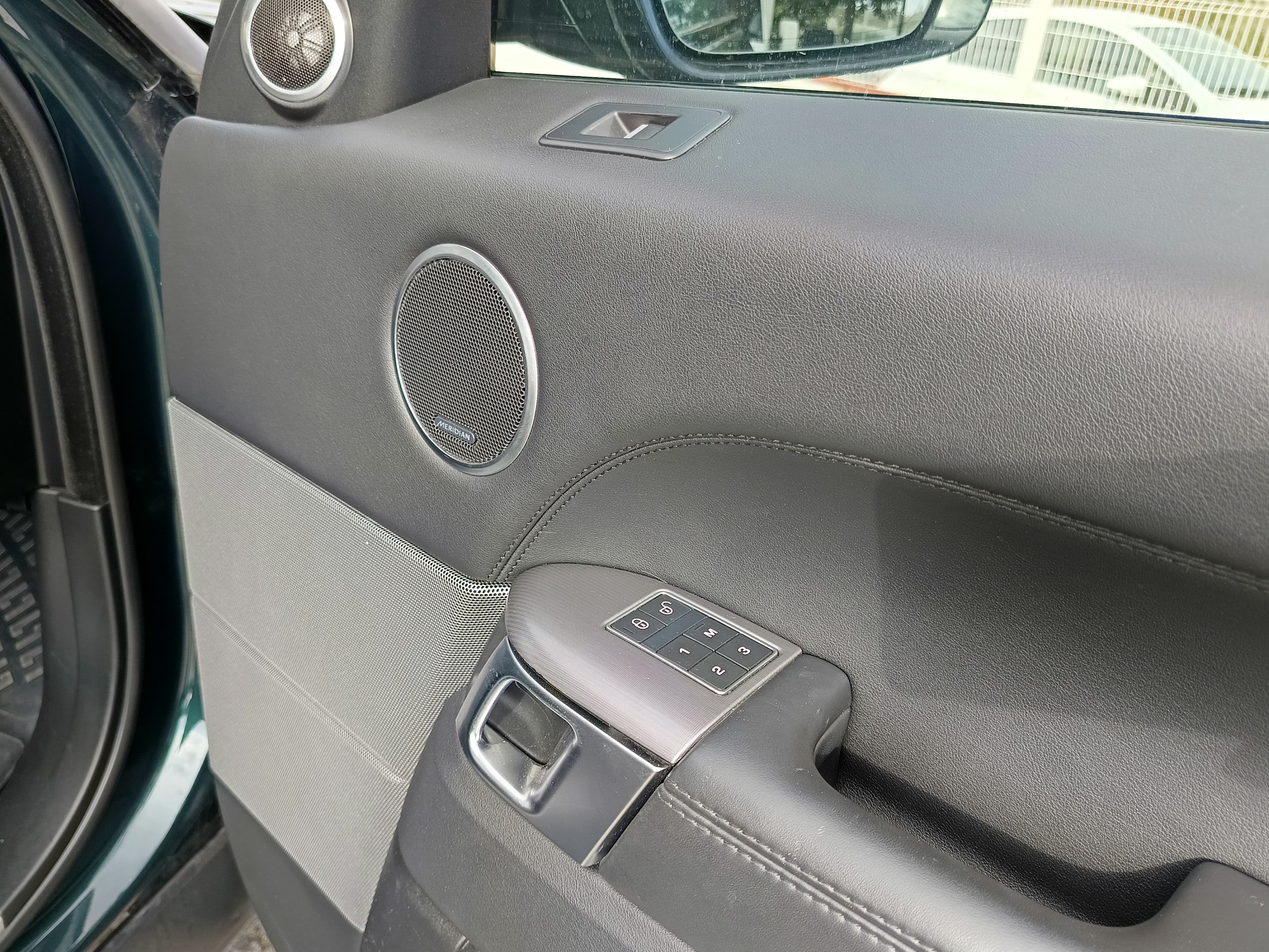Land Rover Range Rover Sport · Ano 2017 — image 28