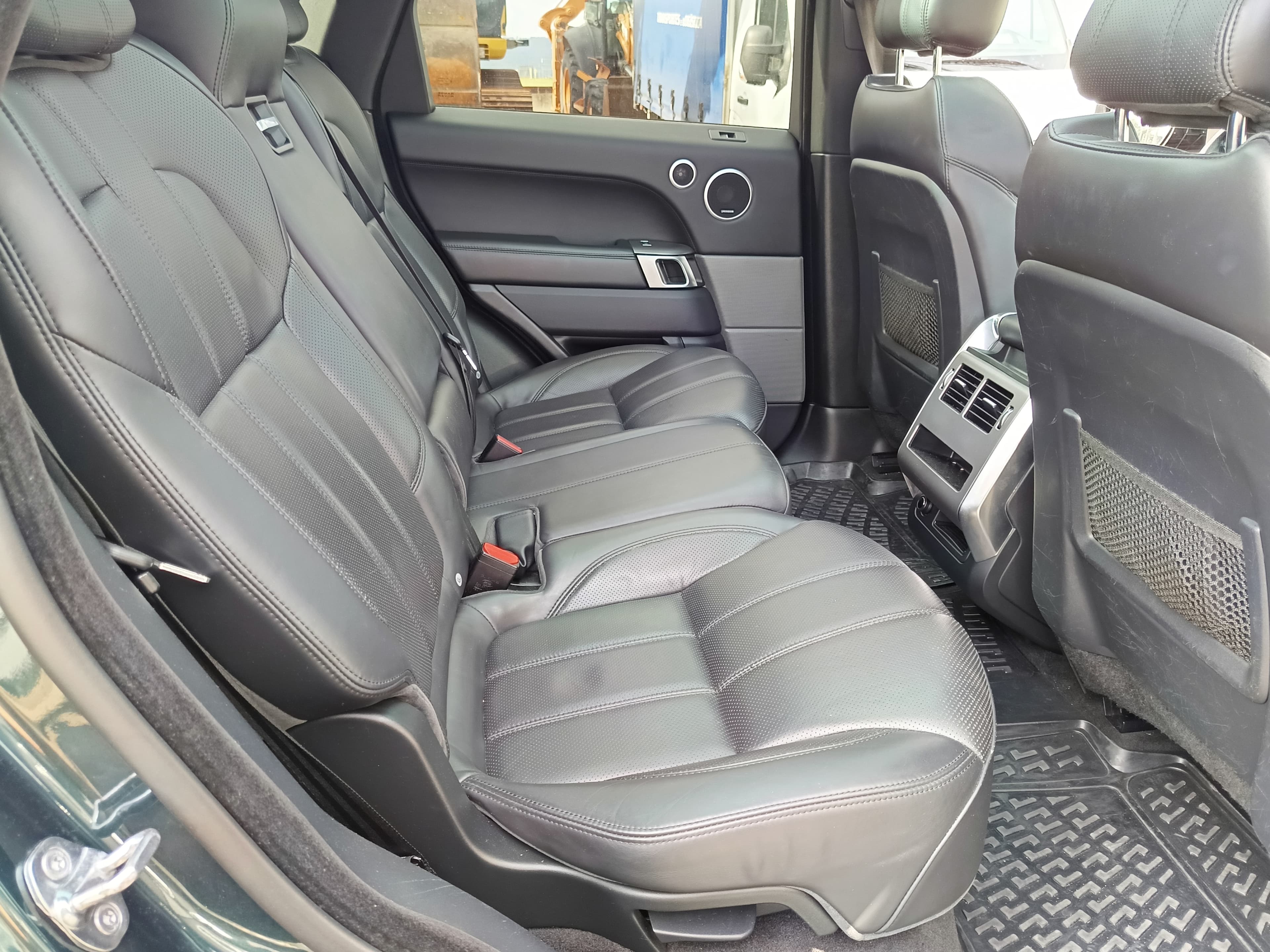 Land Rover Range Rover Sport · Ano 2017 — image 24