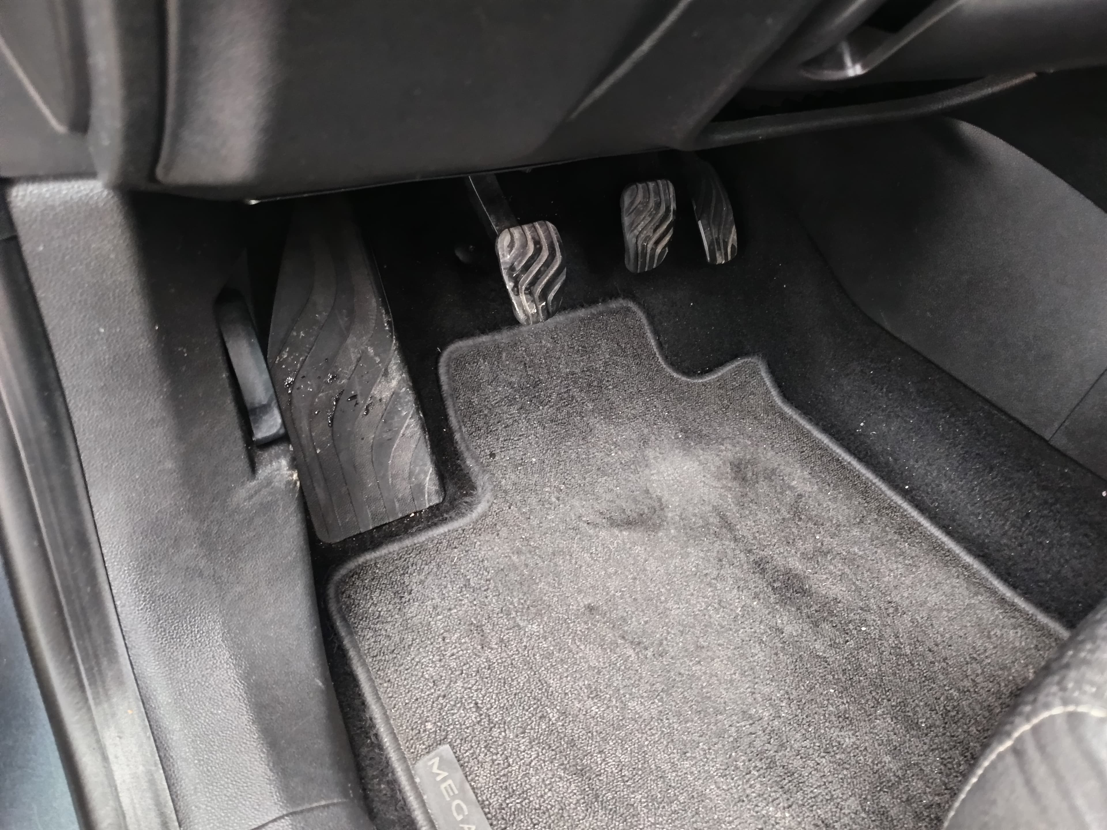 Renault Mégane · Ano 2018 — image 34
