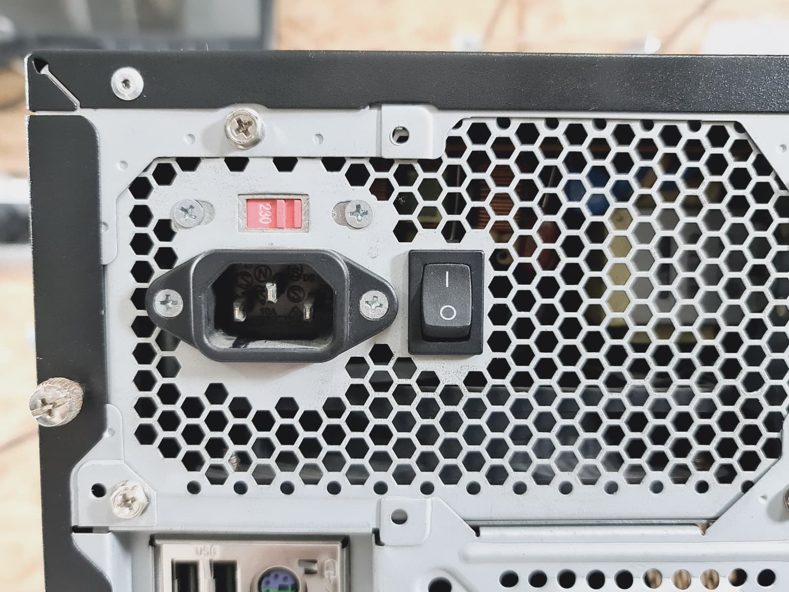 Computador Cooler Master — image 3