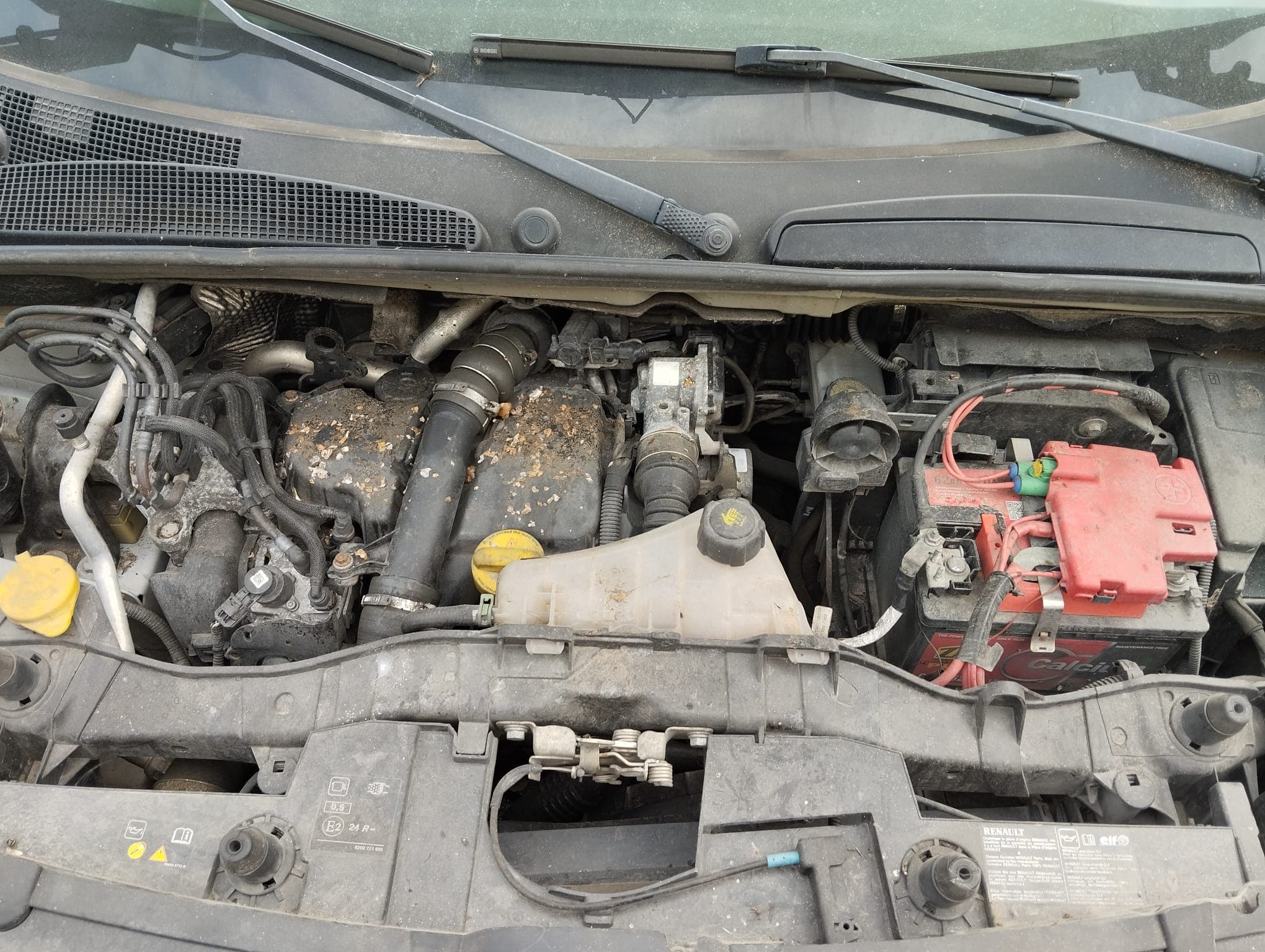 Renault Kangoo Maxi Business 1.5 DCI · Ano 2015 — image 17