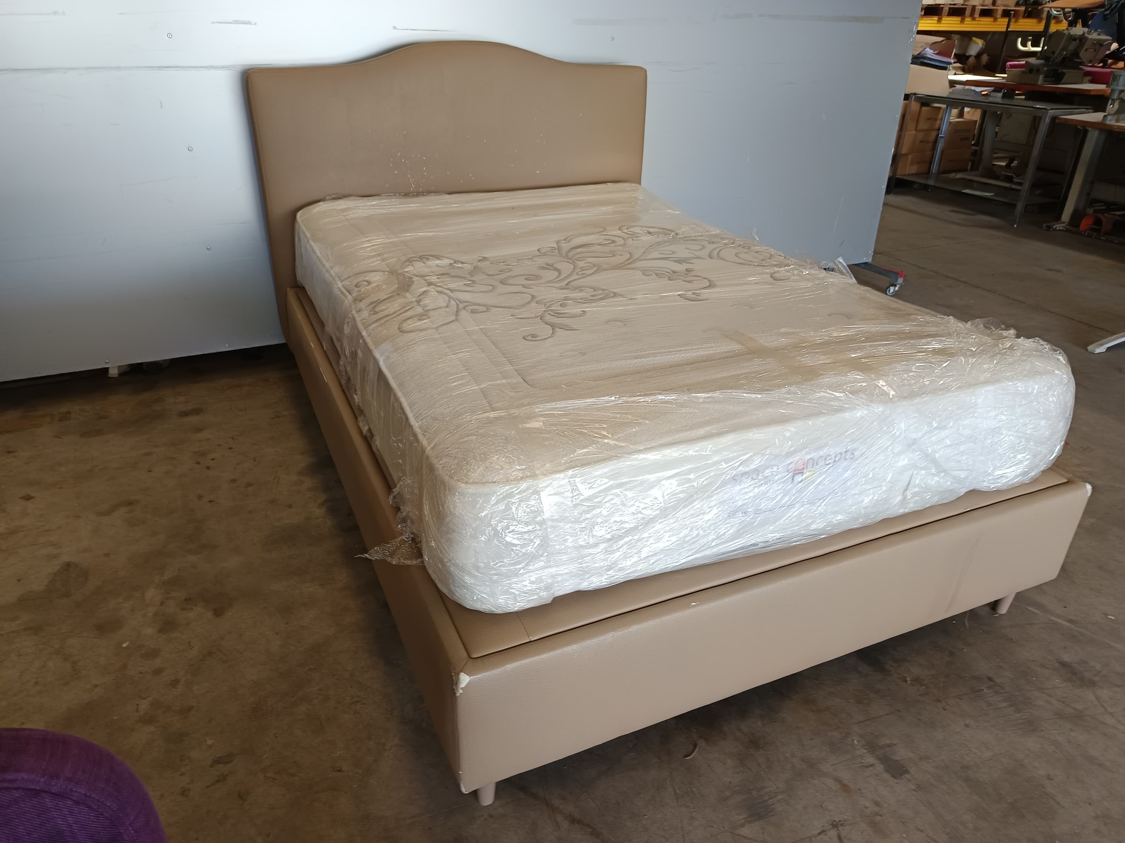 Cama de matrimonio — imagen 3