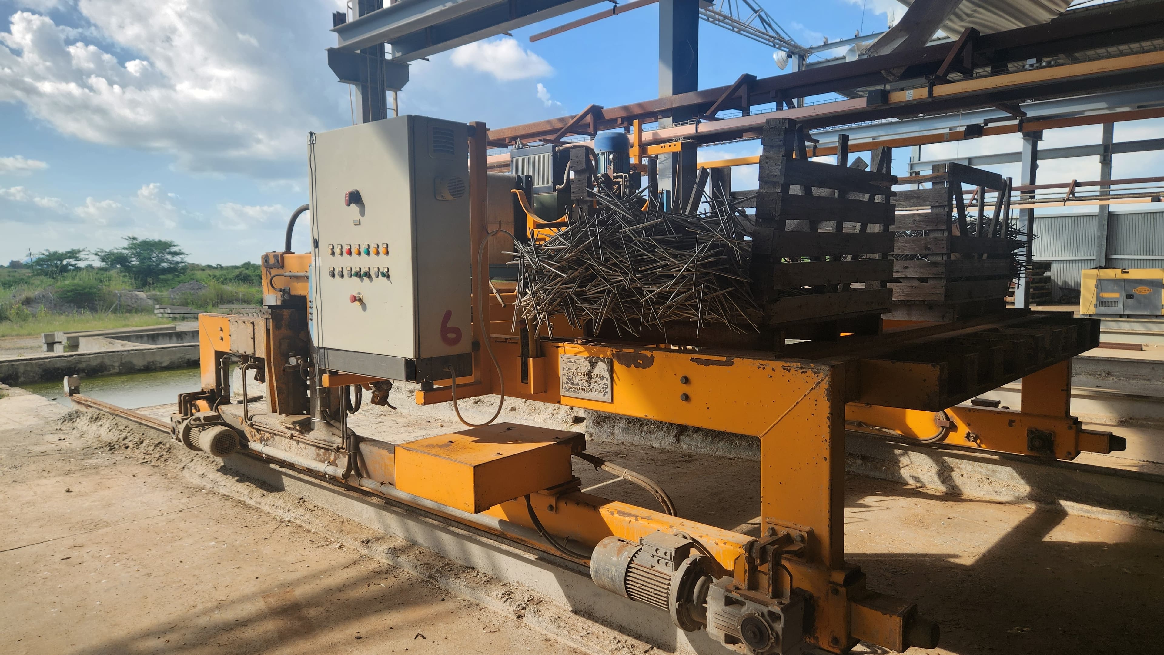 Unidade Industrial – Travessas Ferroviárias | Industrial Unit – Railway Sleepers | 工业单位 – 铁路轨枕 — imagem 10