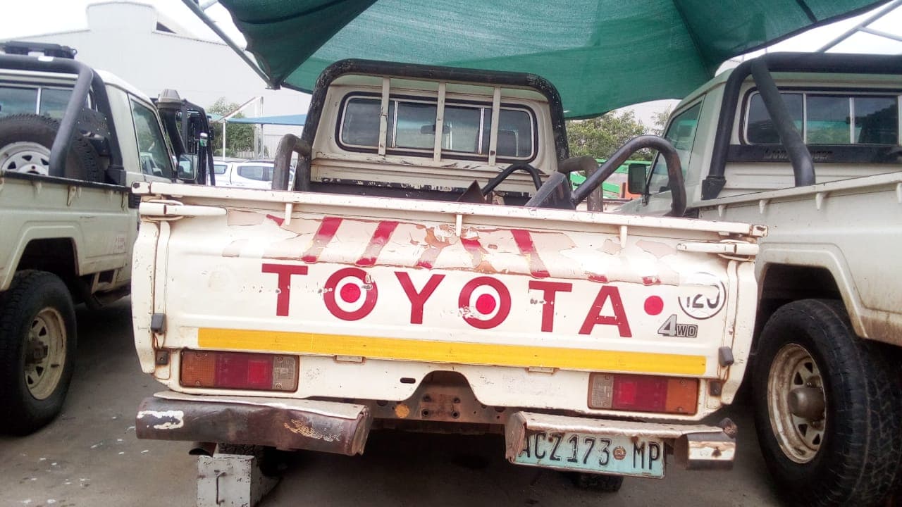 Toyota/Land Cruiser - 2013 — imagem 3