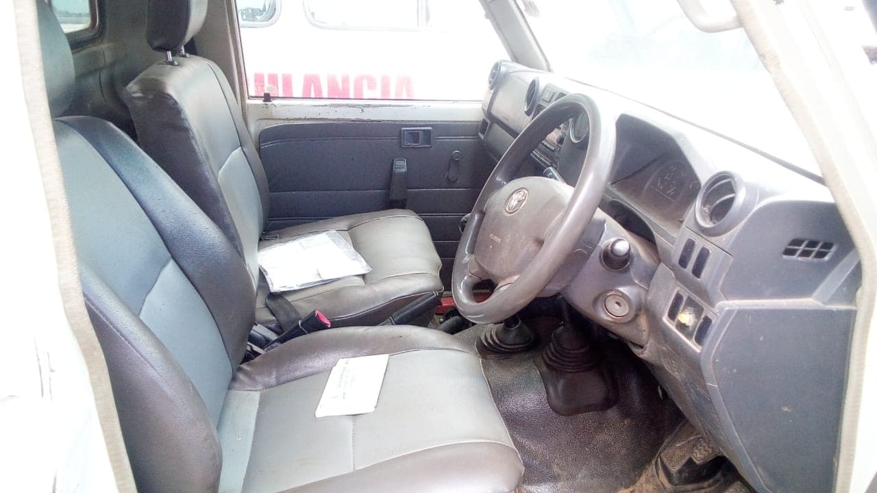 Toyota/Land Cruiser - 2013 — imagen 5