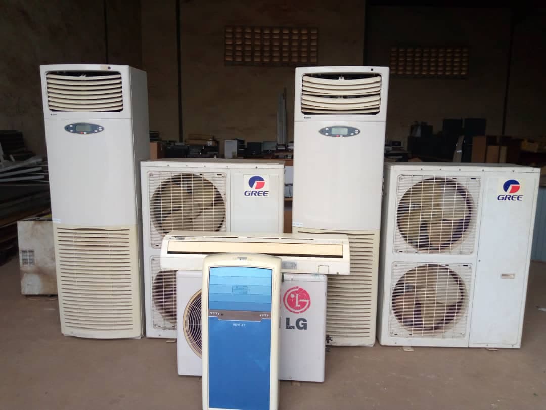 Air Conditioning Units: Complete, Portable & Split-Type — imagen 1