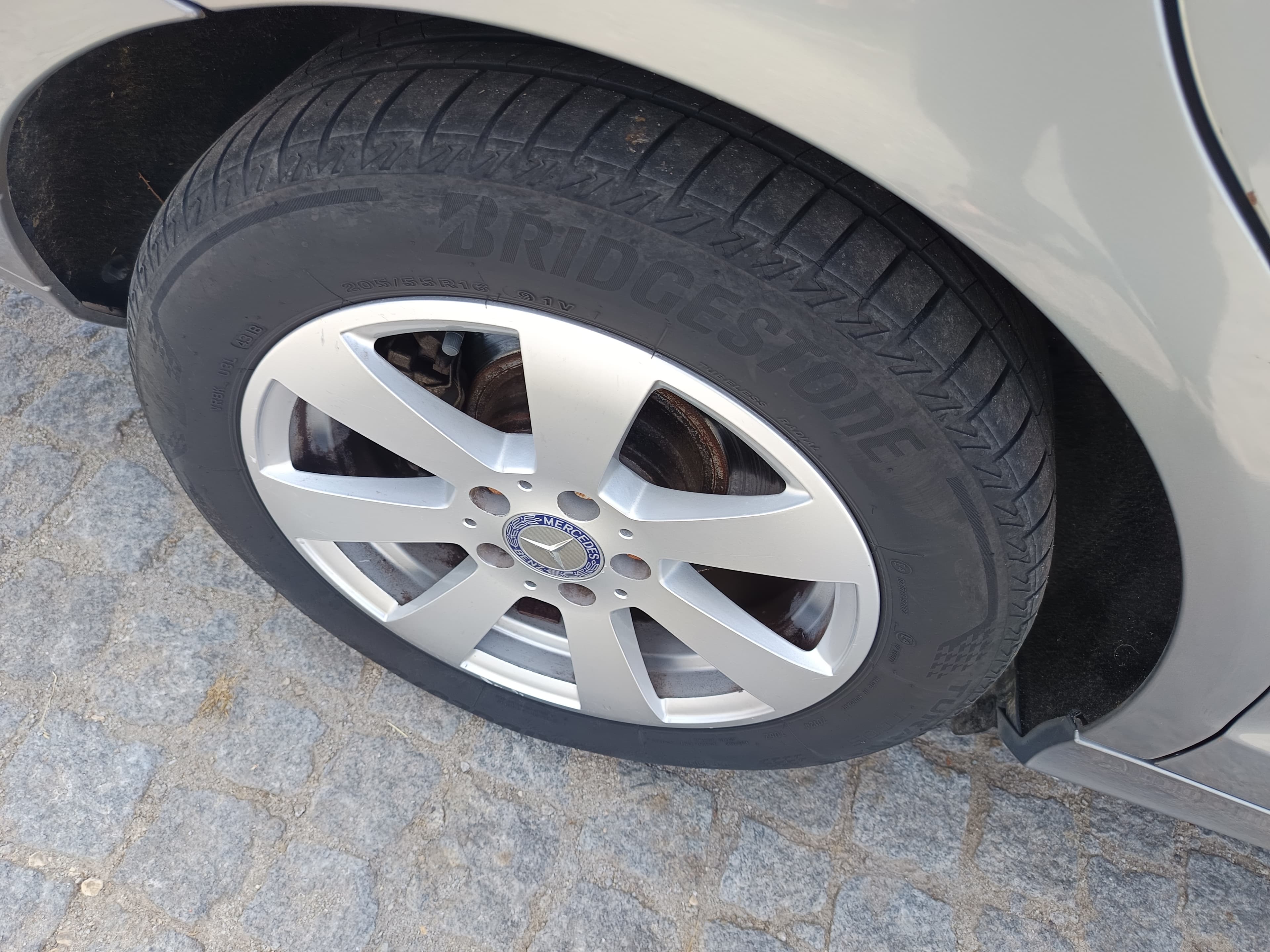 Mercedes-Benz C220 · Ano 2008 — imagen 11