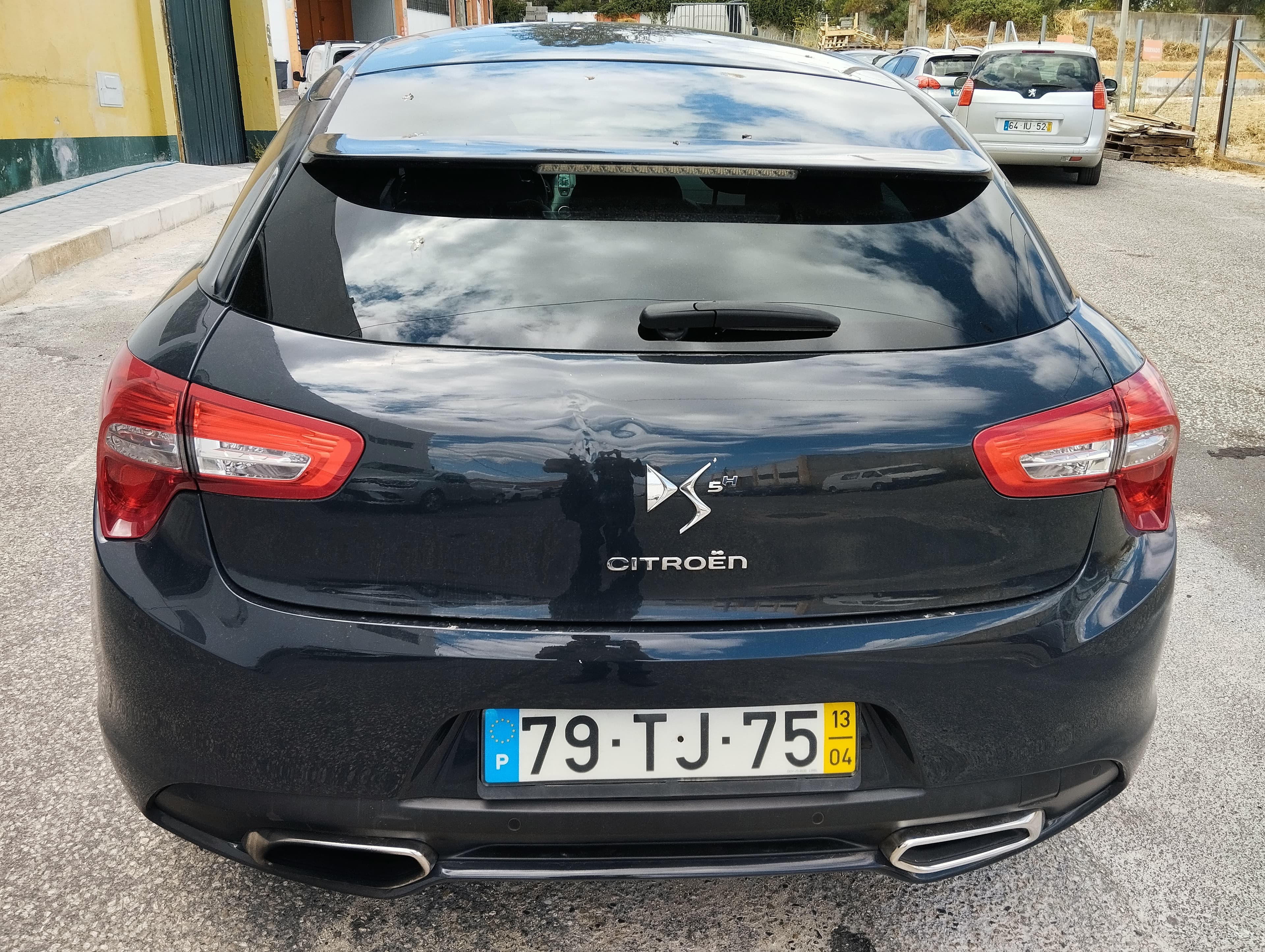 Citroën DS5 2.0 HDi Hybrid4 Allroad · Ano 2013 — imagem 8