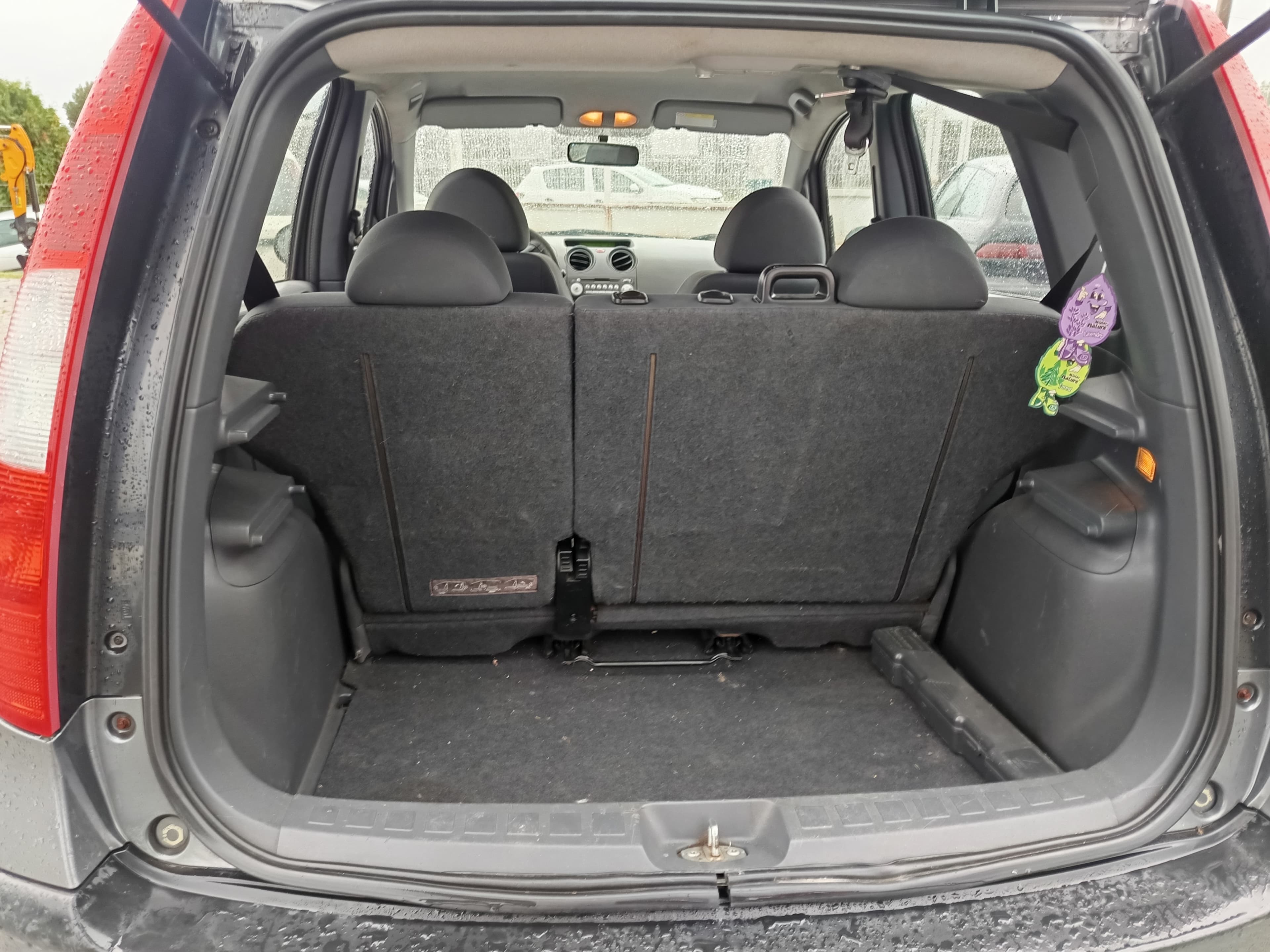 Mitsubishi Colt · Ano 2007 — imagen 7