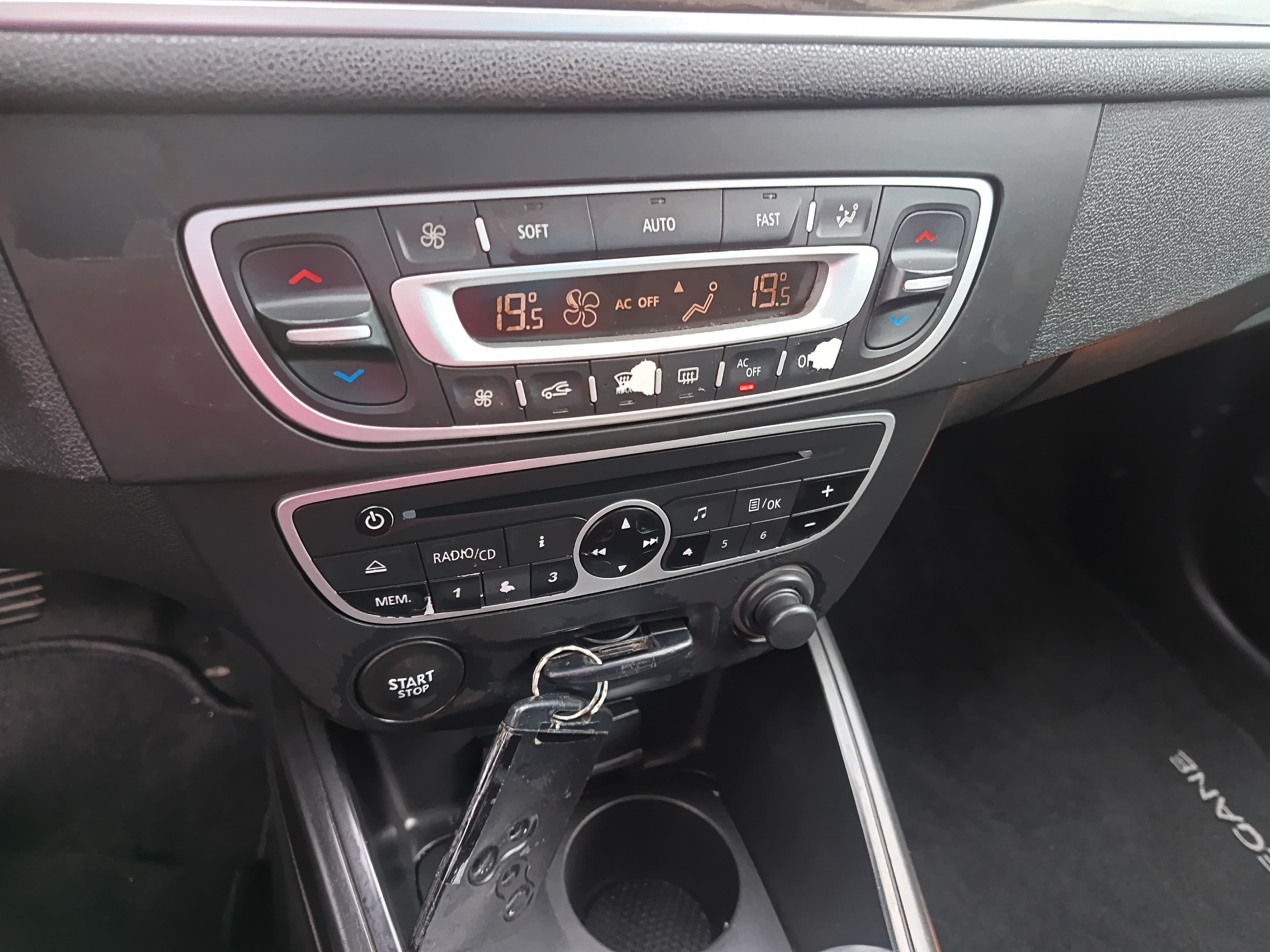 Renault Mégane · Ano 2009 — imagen 33