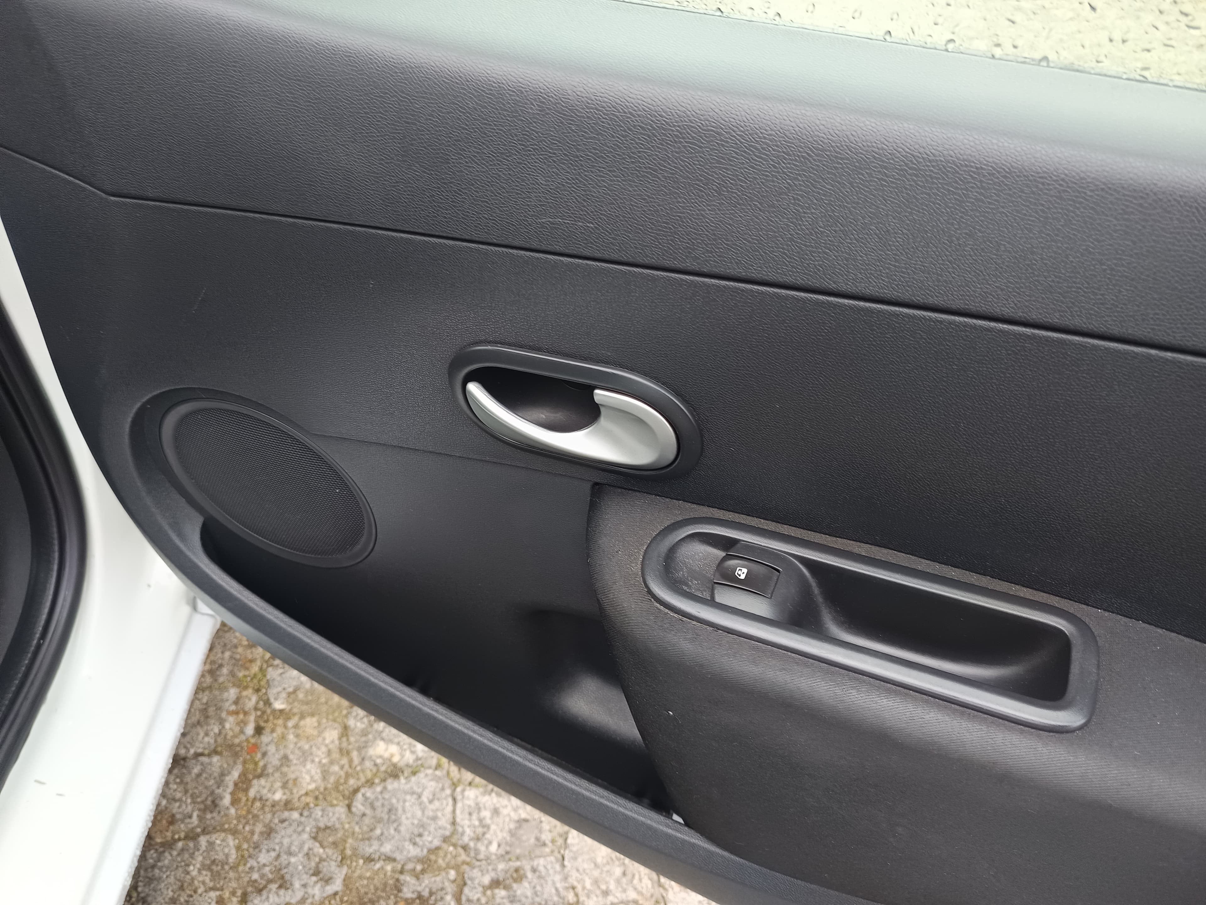 Renault Clio · Ano 2012 — imagen 22