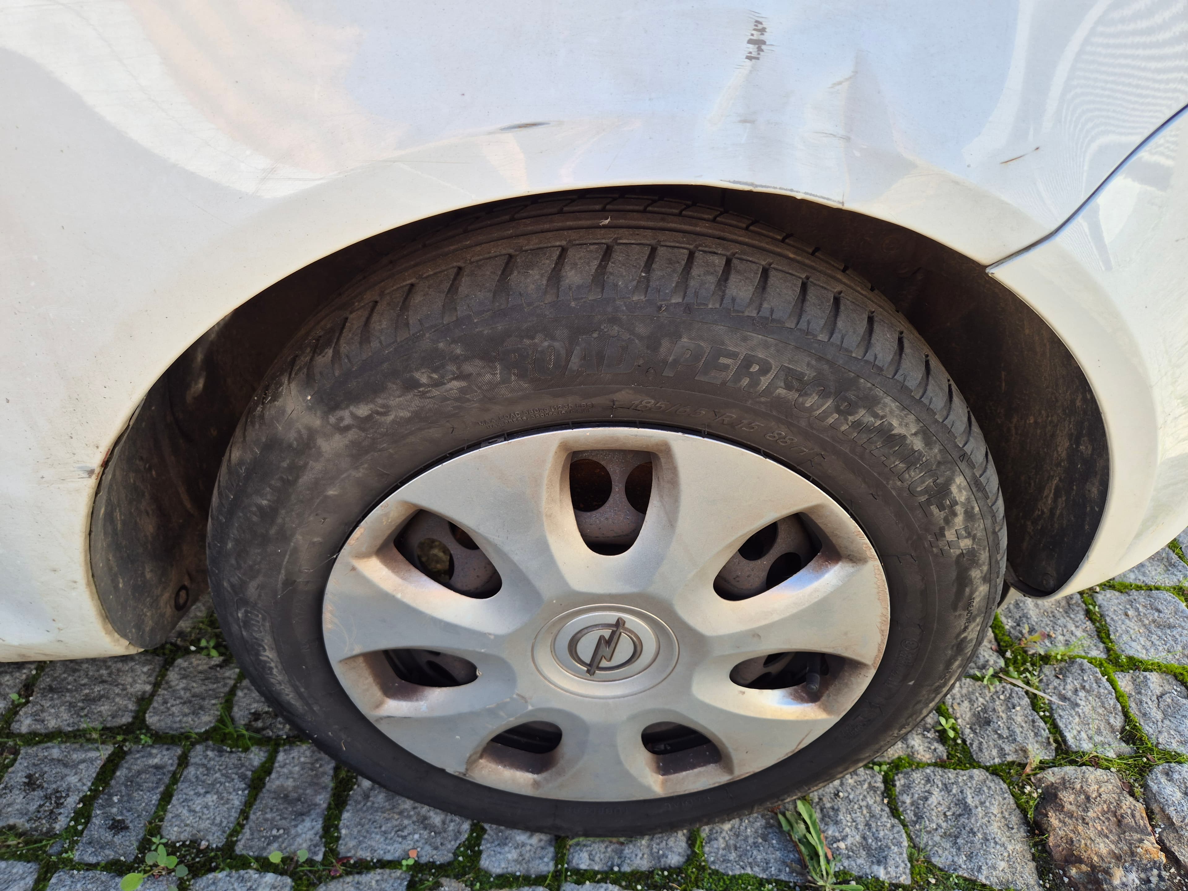 Opel Corsa · Ano 2014 — imagen 8