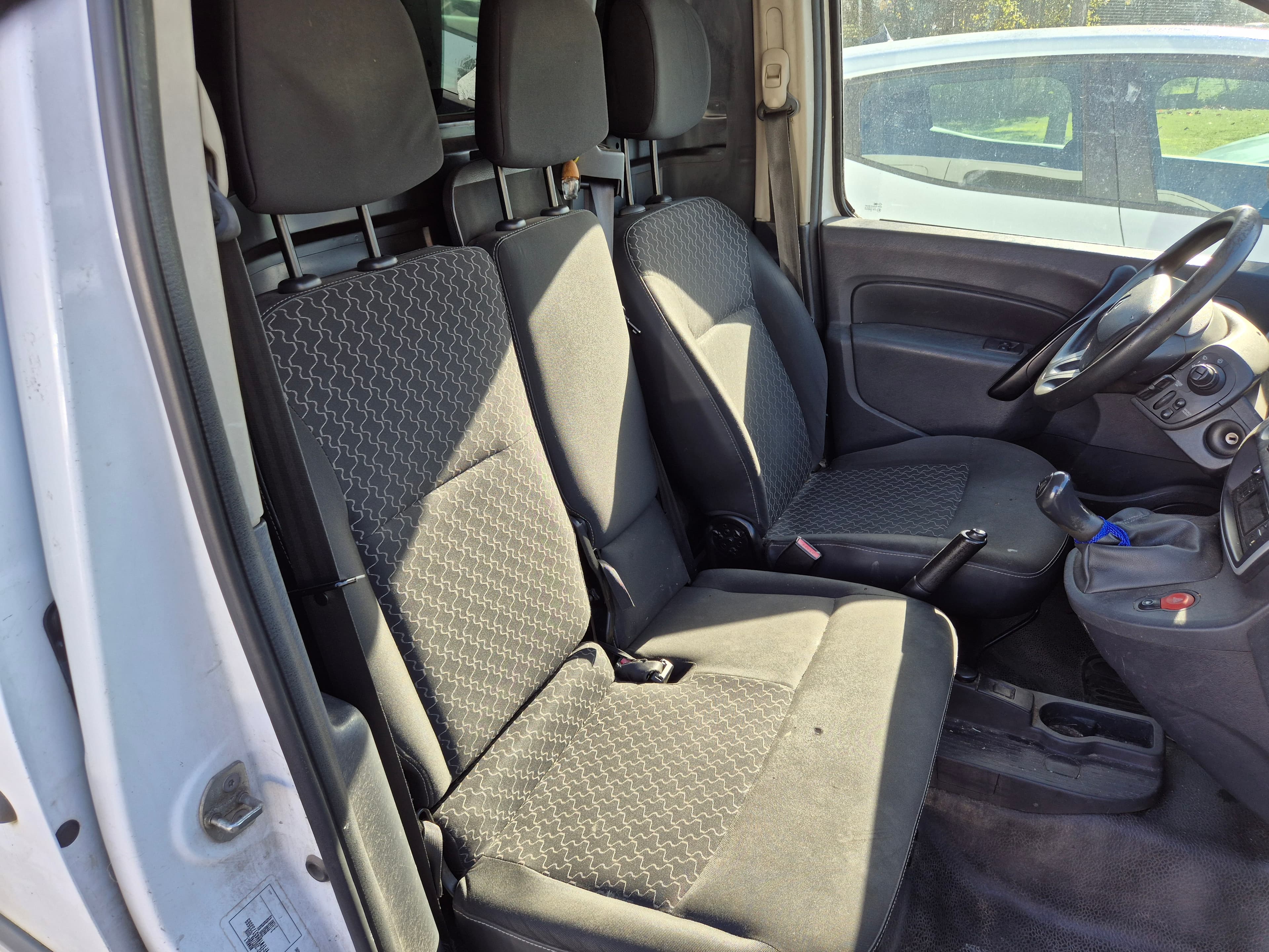 Renault Kangoo · Ano 2014 — imagem 20