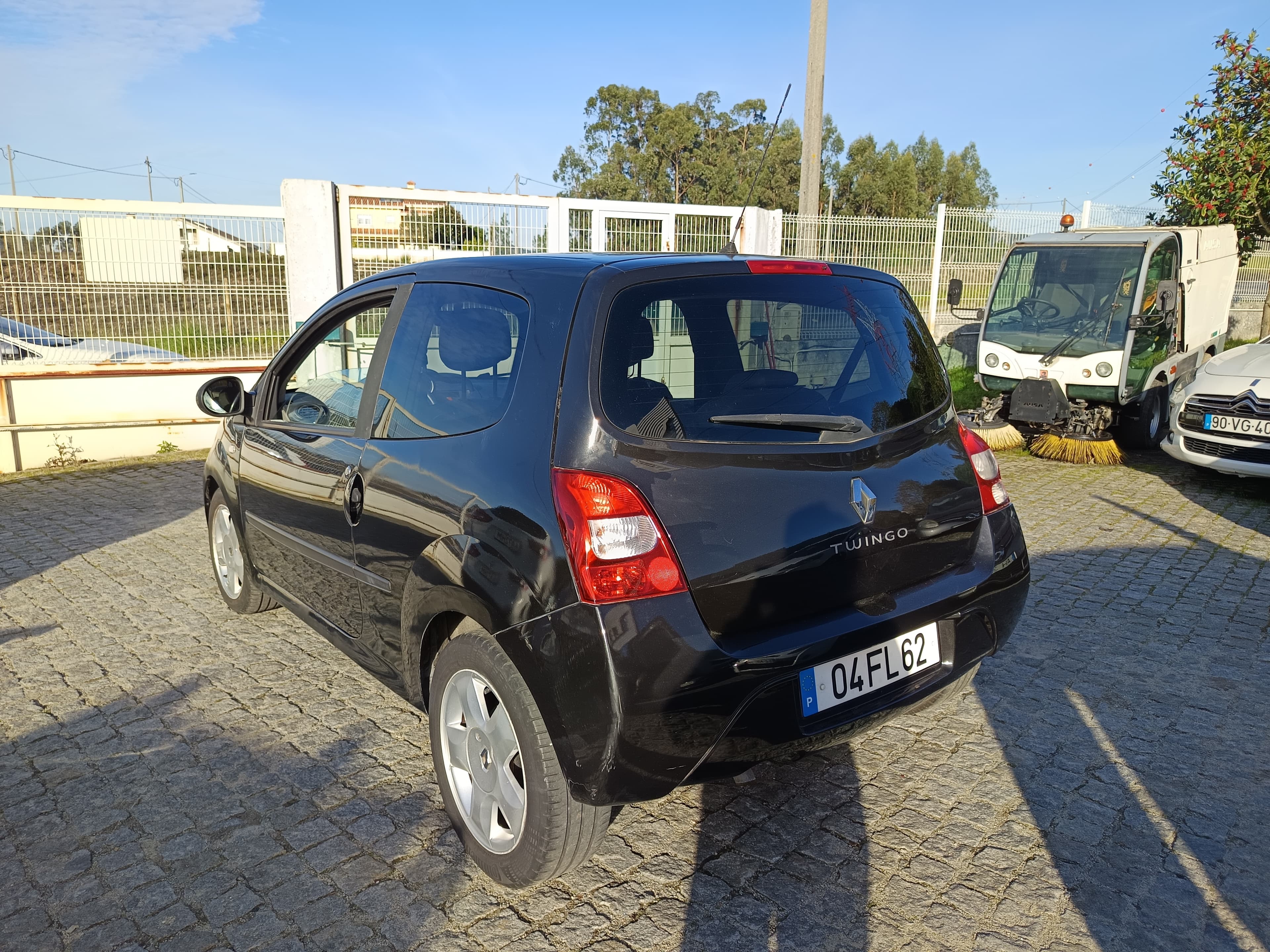 Renault Twingo · Ano 2008 — image 6