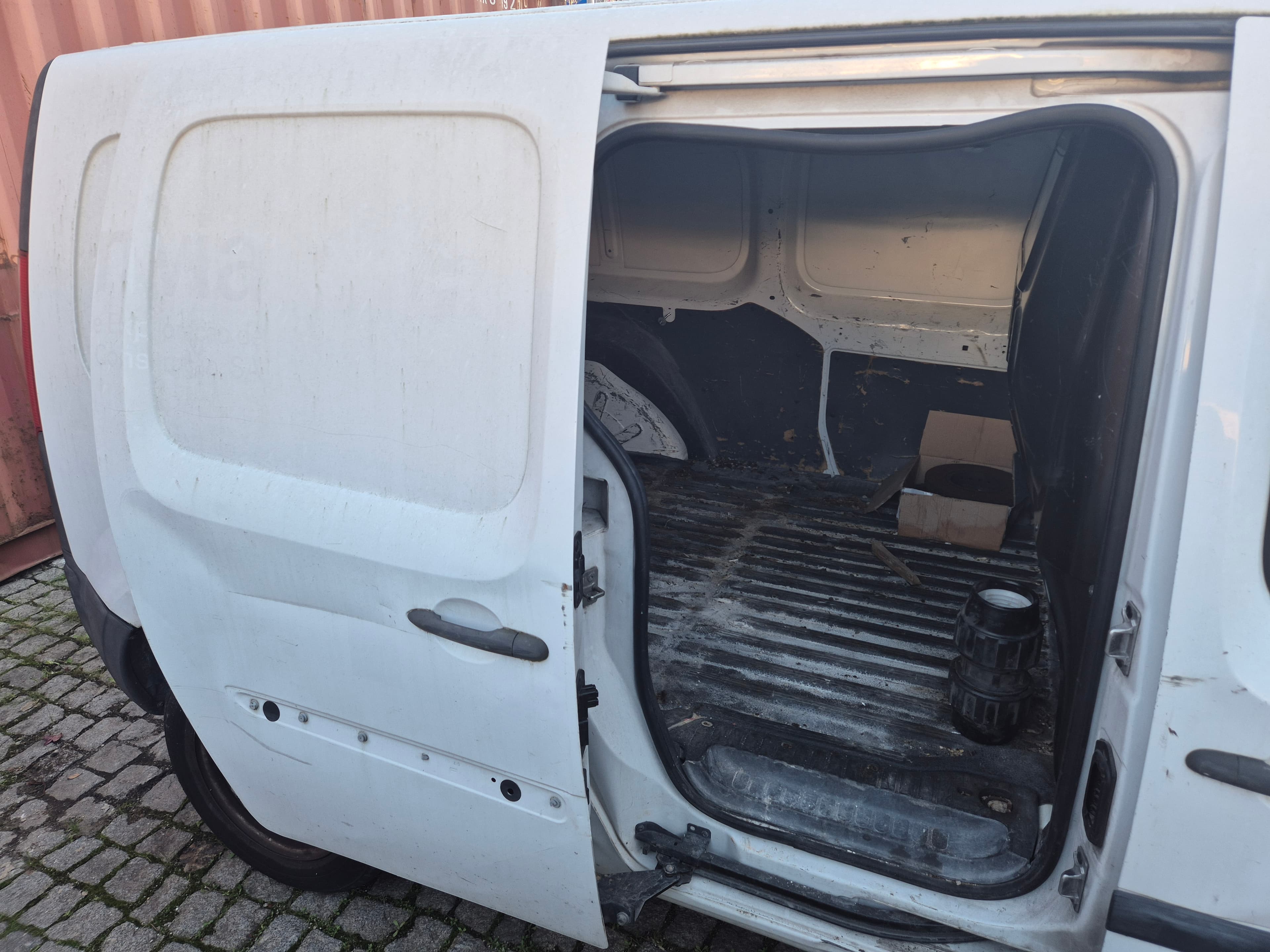 Renault Kangoo · Année 2016 — image 17