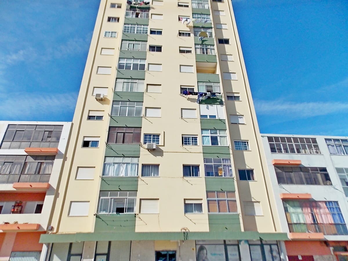 Apartamento T0 · Barreiro, Setúbal — imagem 1