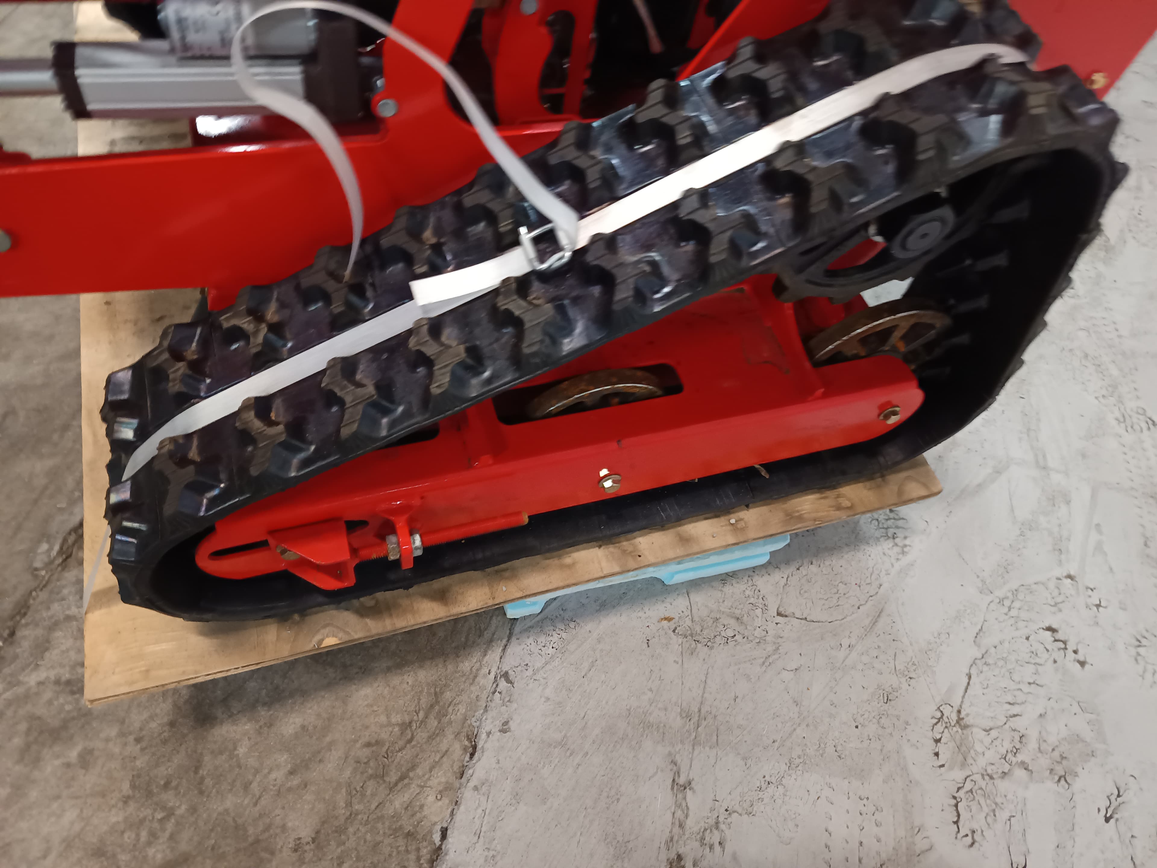 Corta Relvas Lawn Mower 800 · Ano 2025 — imagem 4