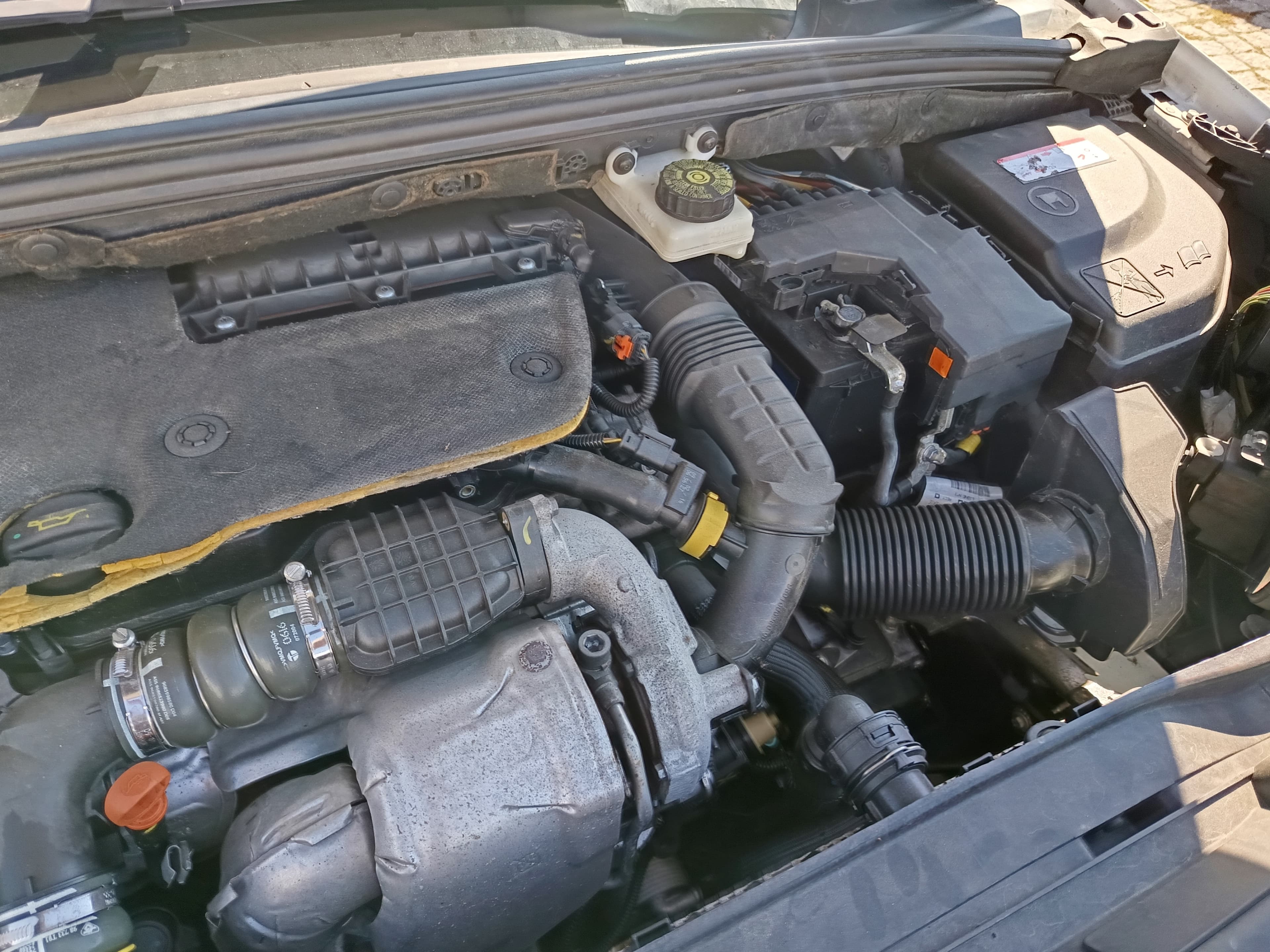 Citroën C4 · Ano 2016 — image 18