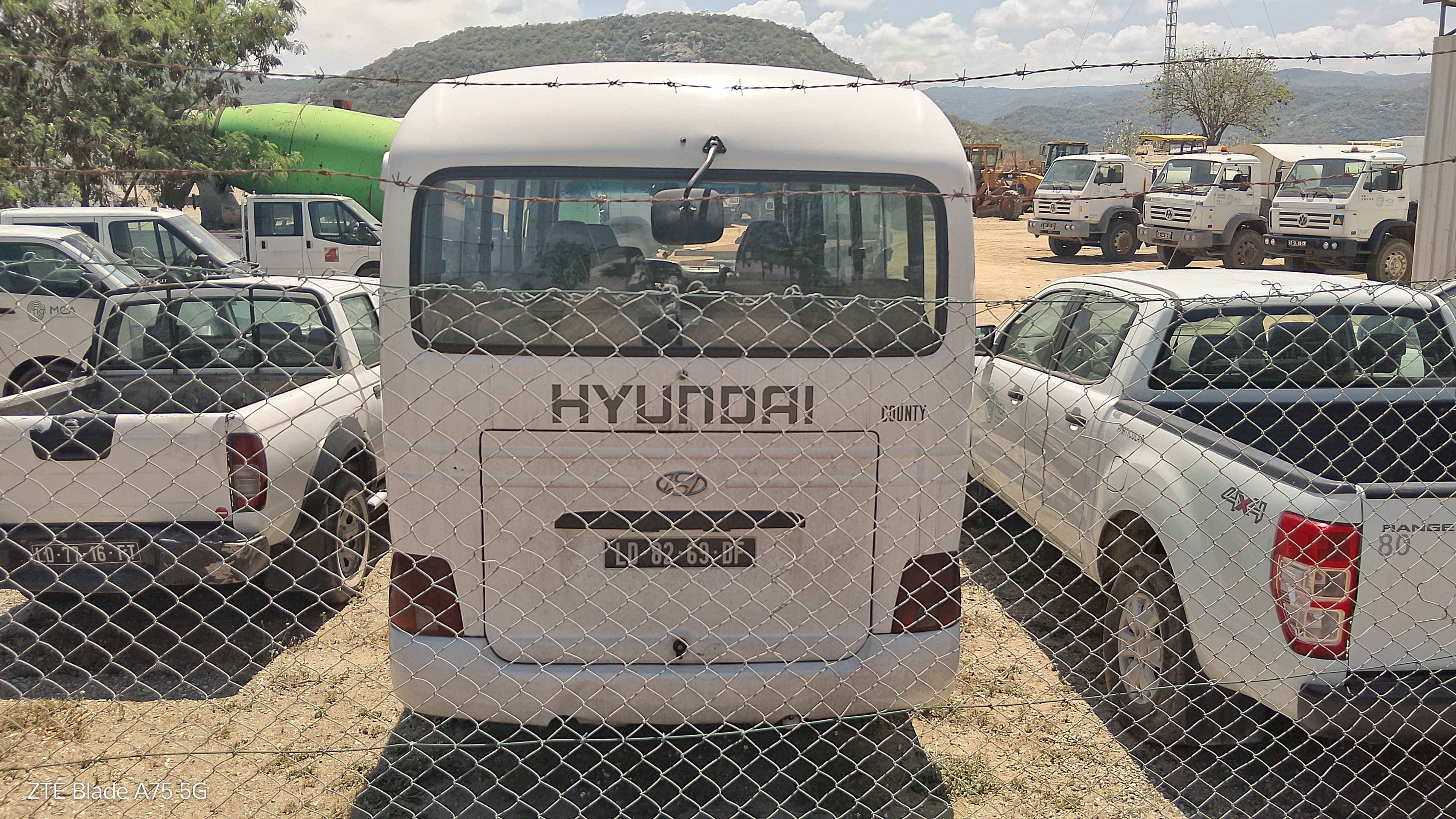 Mini Autocarro Hyunday Country — image 4
