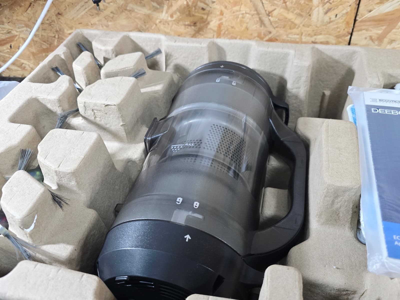 Aspirador Robot Ecovacs Deebot R96 — imagen 19