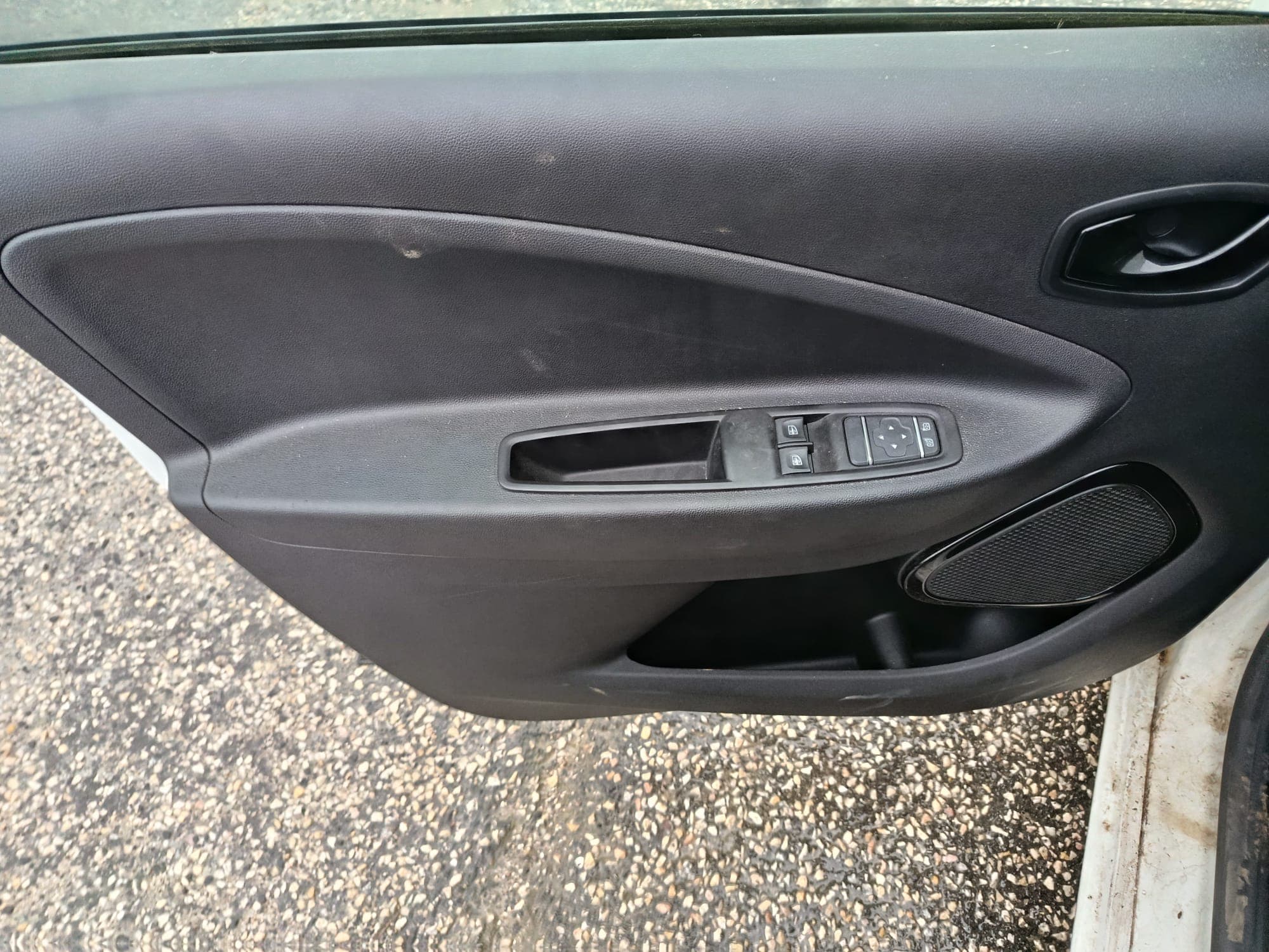 Renault Zoe · Ano 2019 — imagen 15