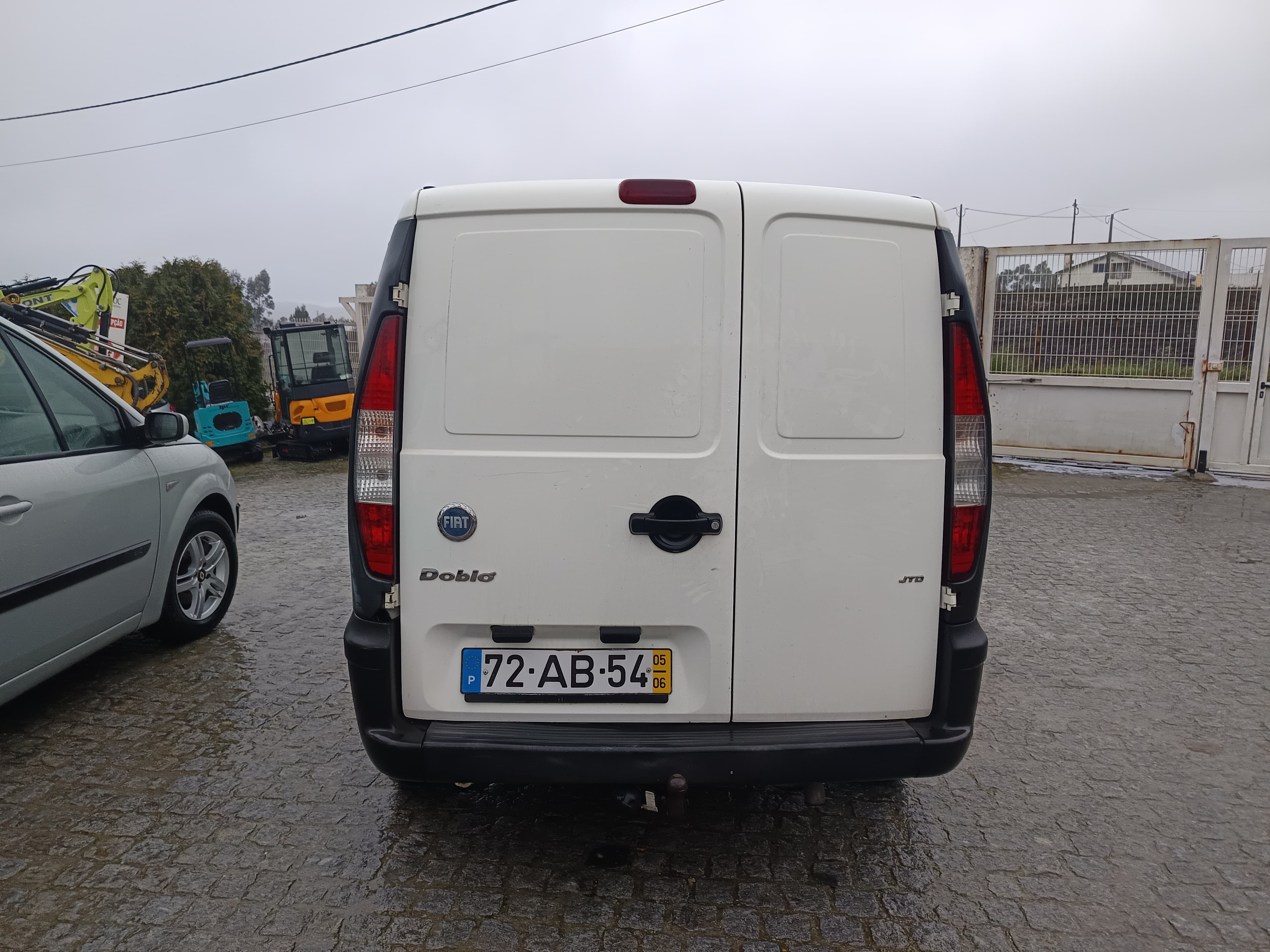 Fiat Doblo I Cargo (223) 1.9 JTD · Ano 2005 — image 5