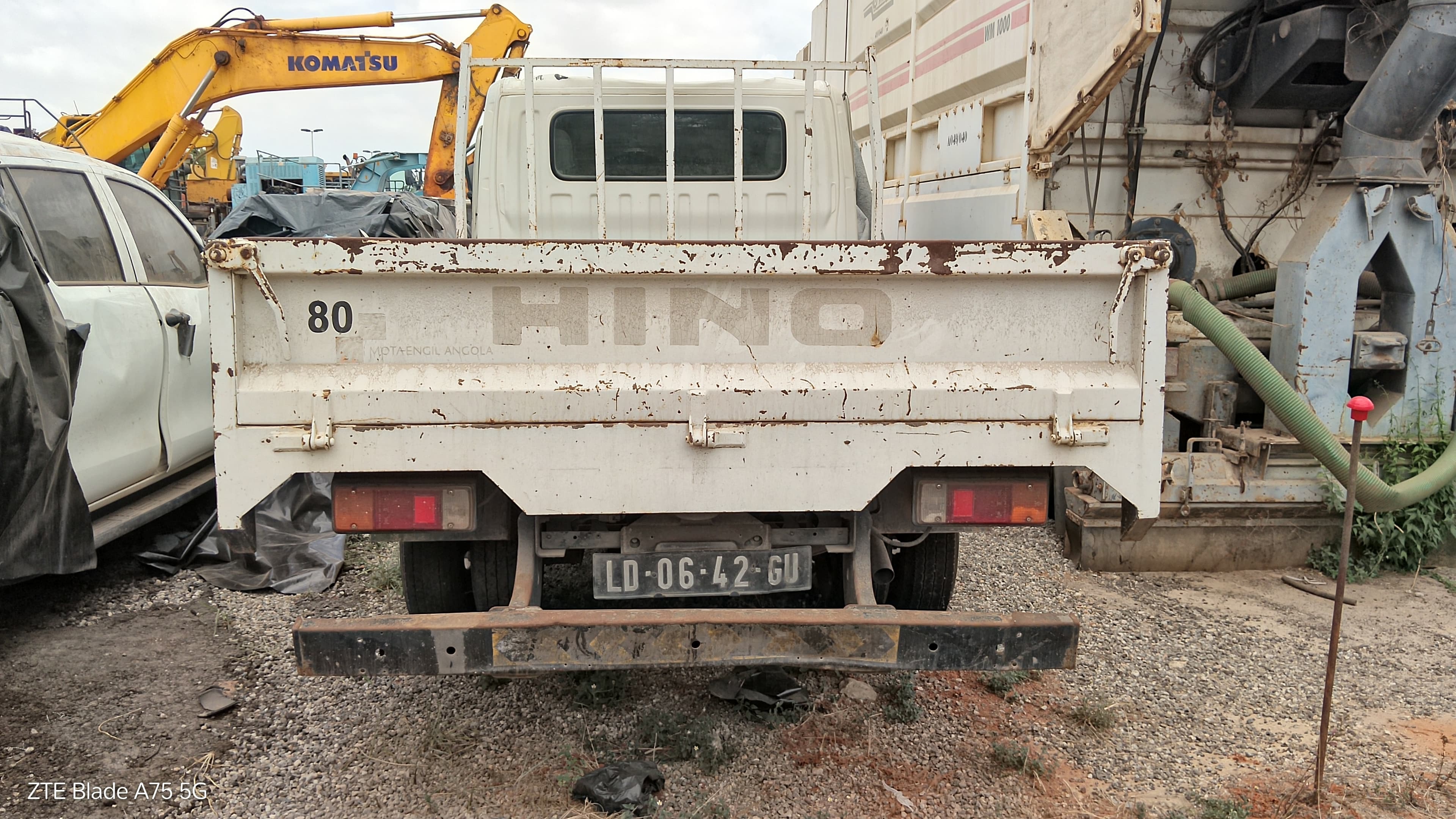 Viat. Pesadas HINO DUTRO XZU CD — image 4