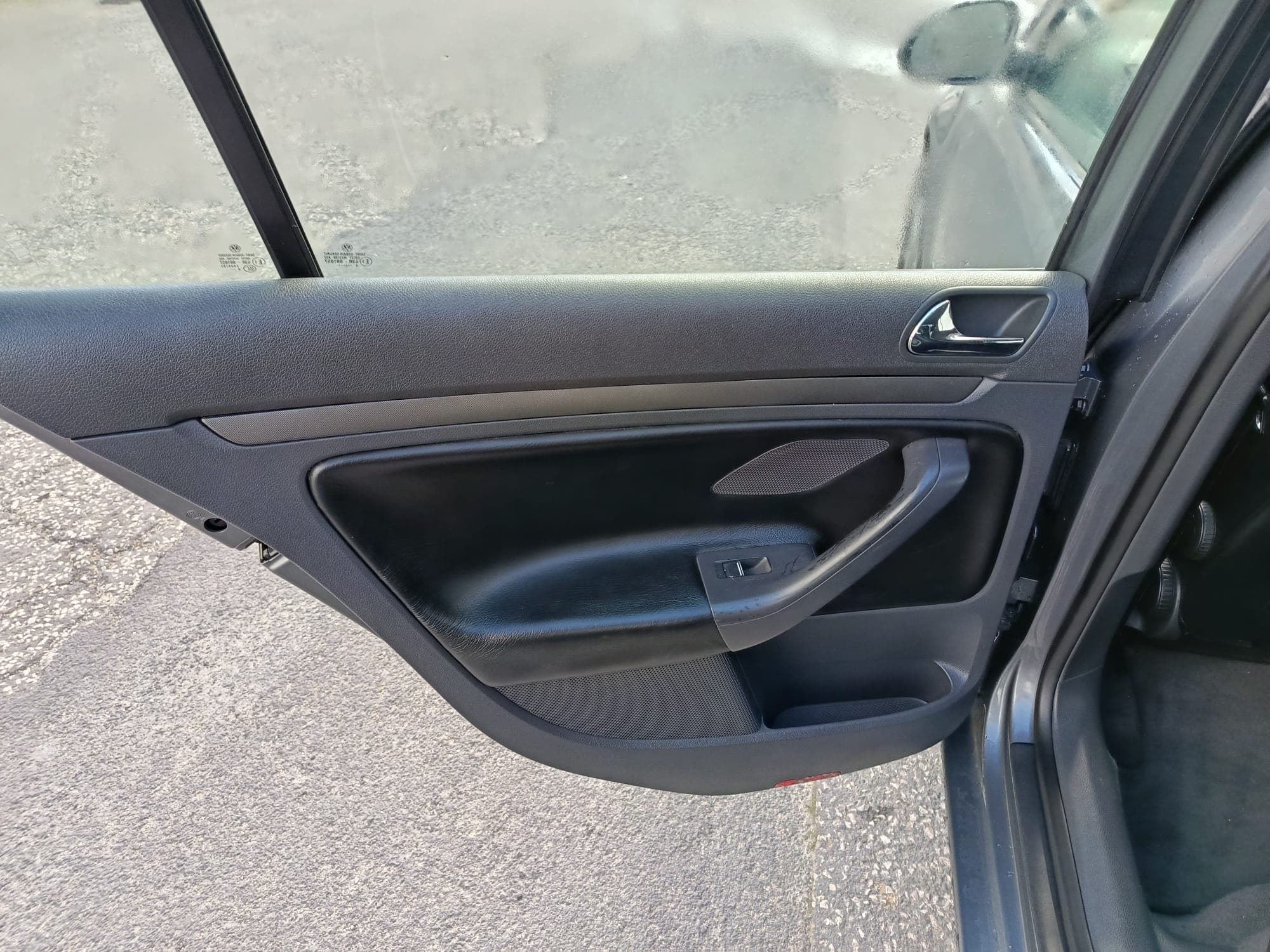 Volkswagen Golf · Ano 2004 — image 18