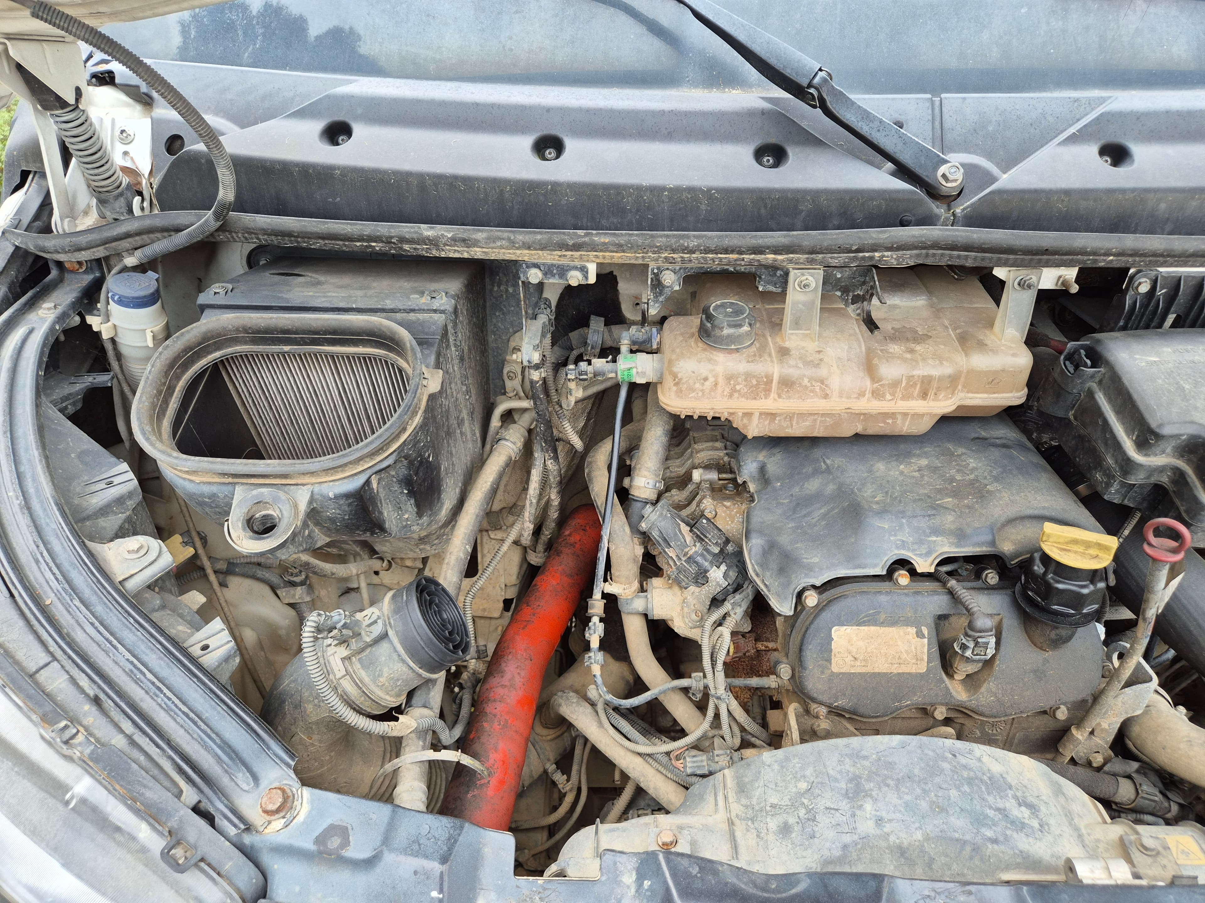 Iveco 35 160 · Ano 2020 — image 14