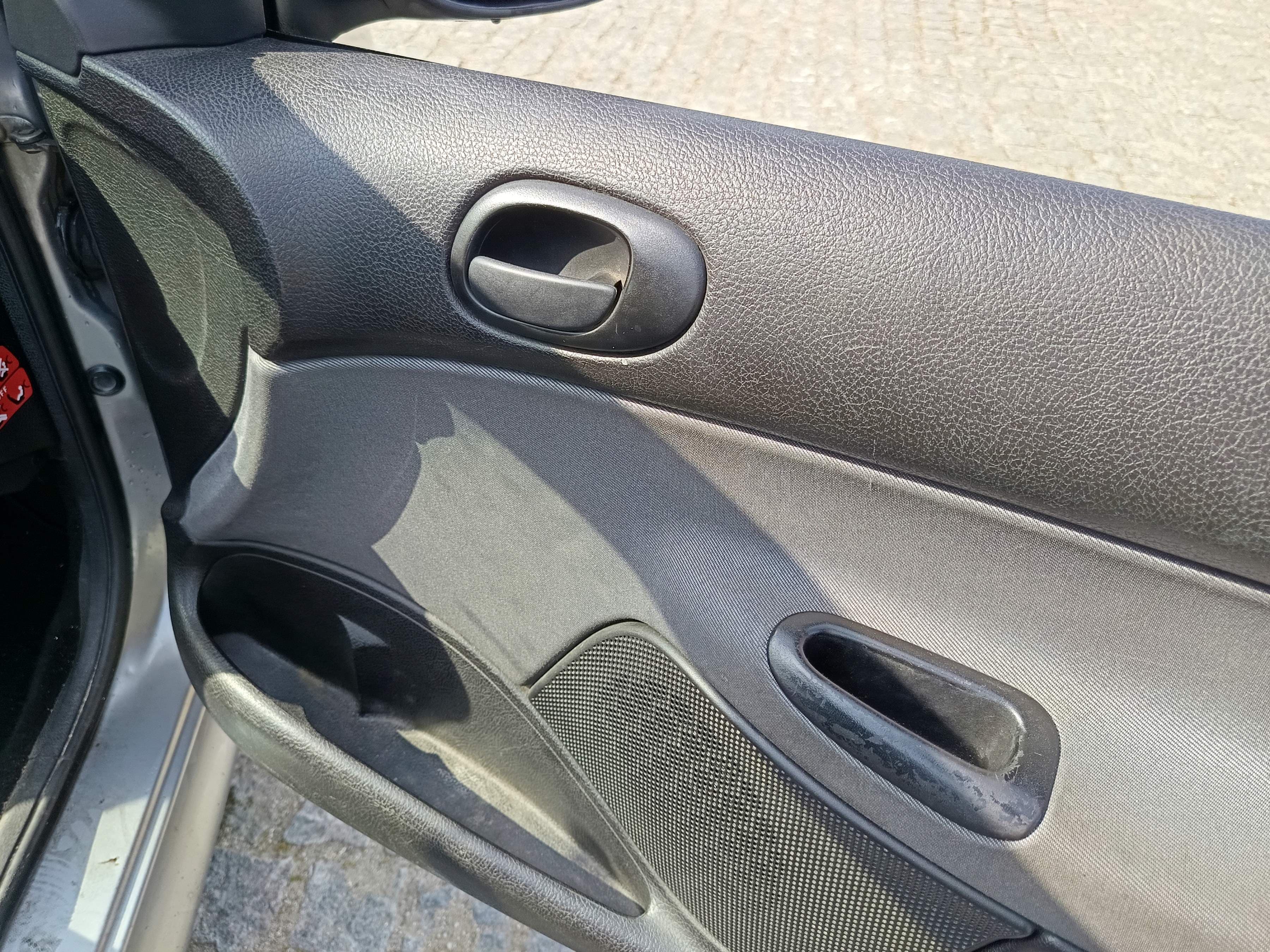 Peugeot 206 SW · Ano 2004 — imagen 24
