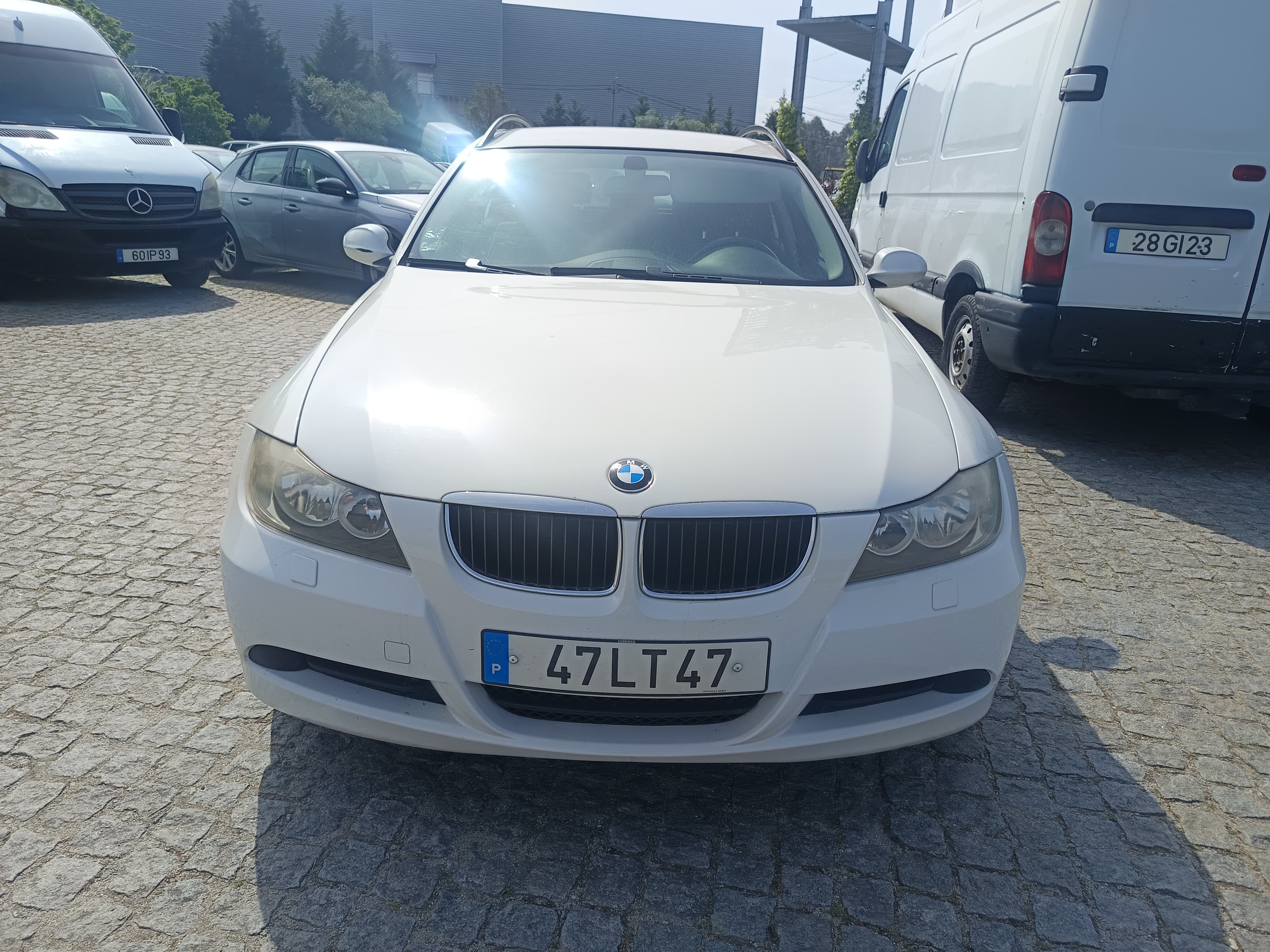BMW 320d · Ano 2008 — image 2