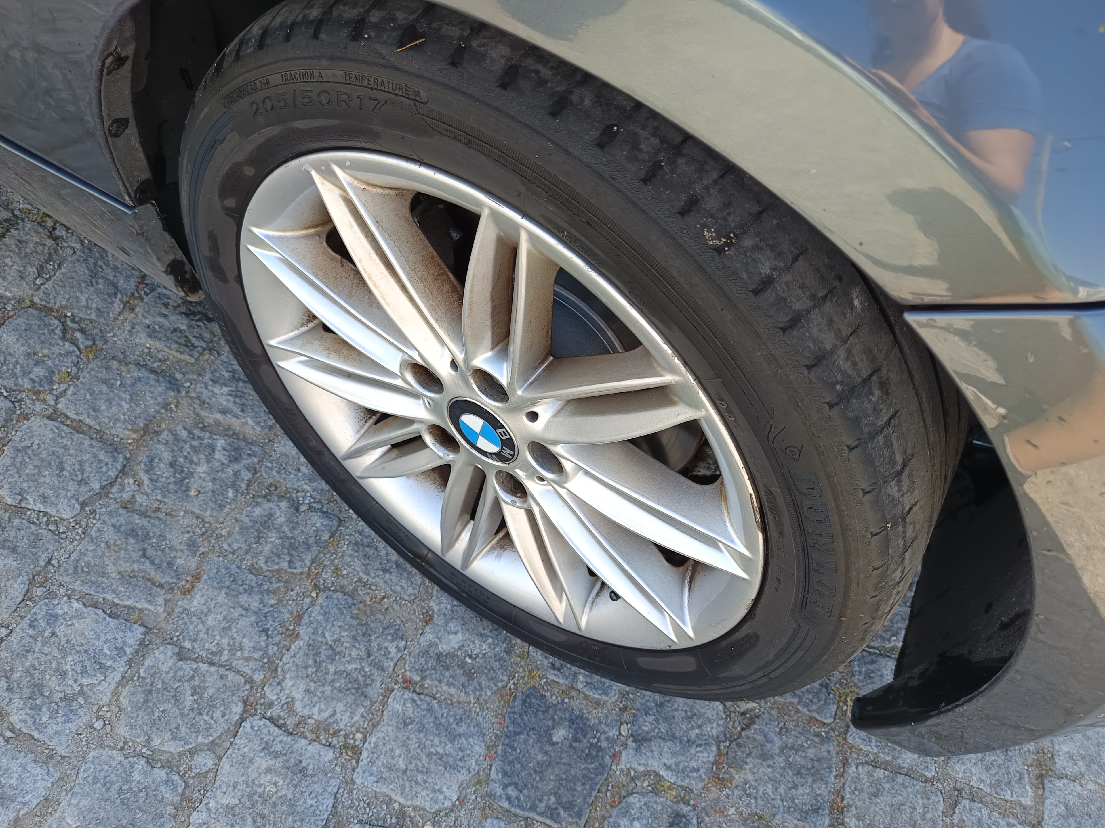 BMW 118 d · Ano 2008 — image 11