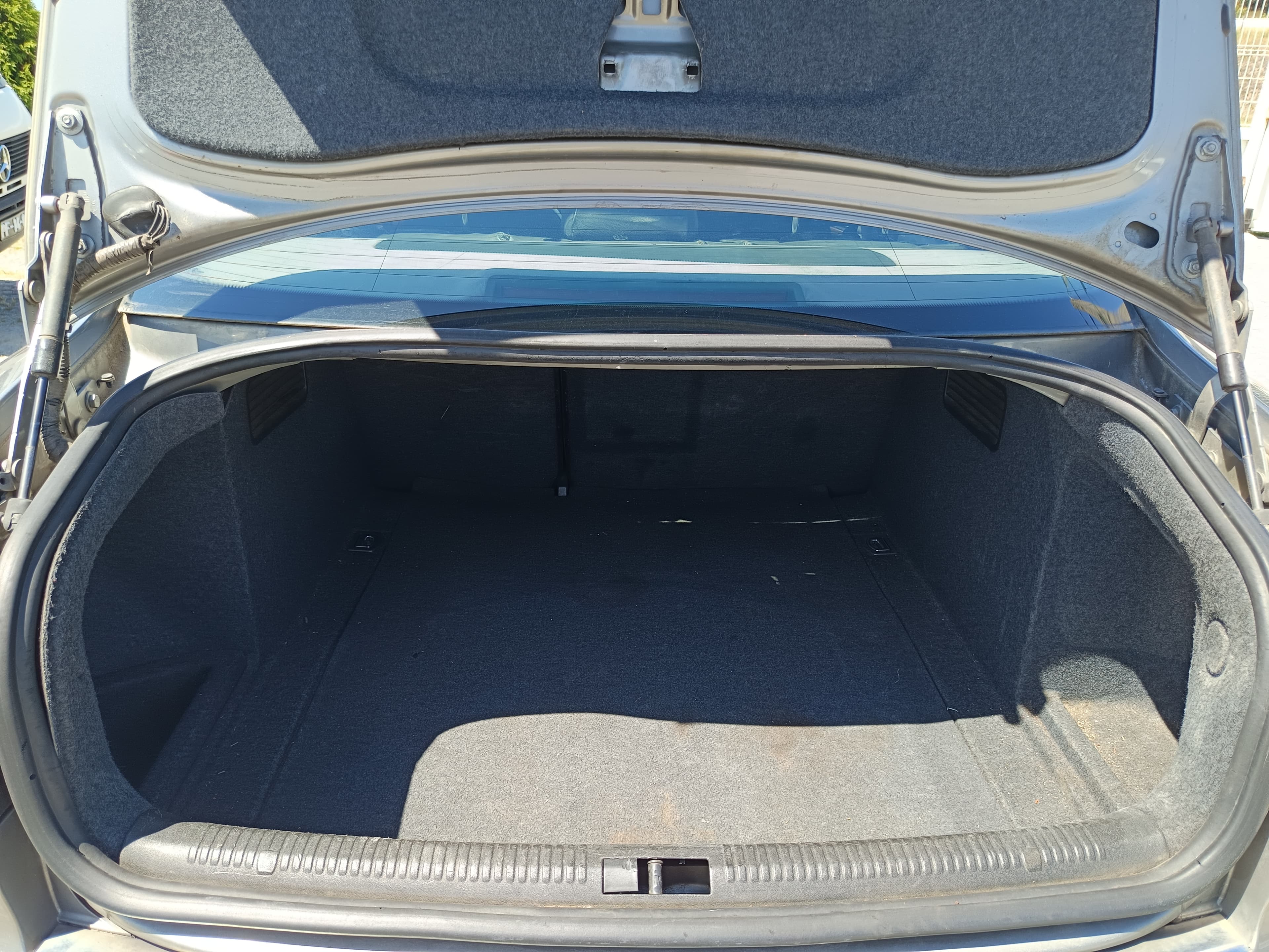 Audi A4 1.9 TDI · Ano 2004 — imagen 17