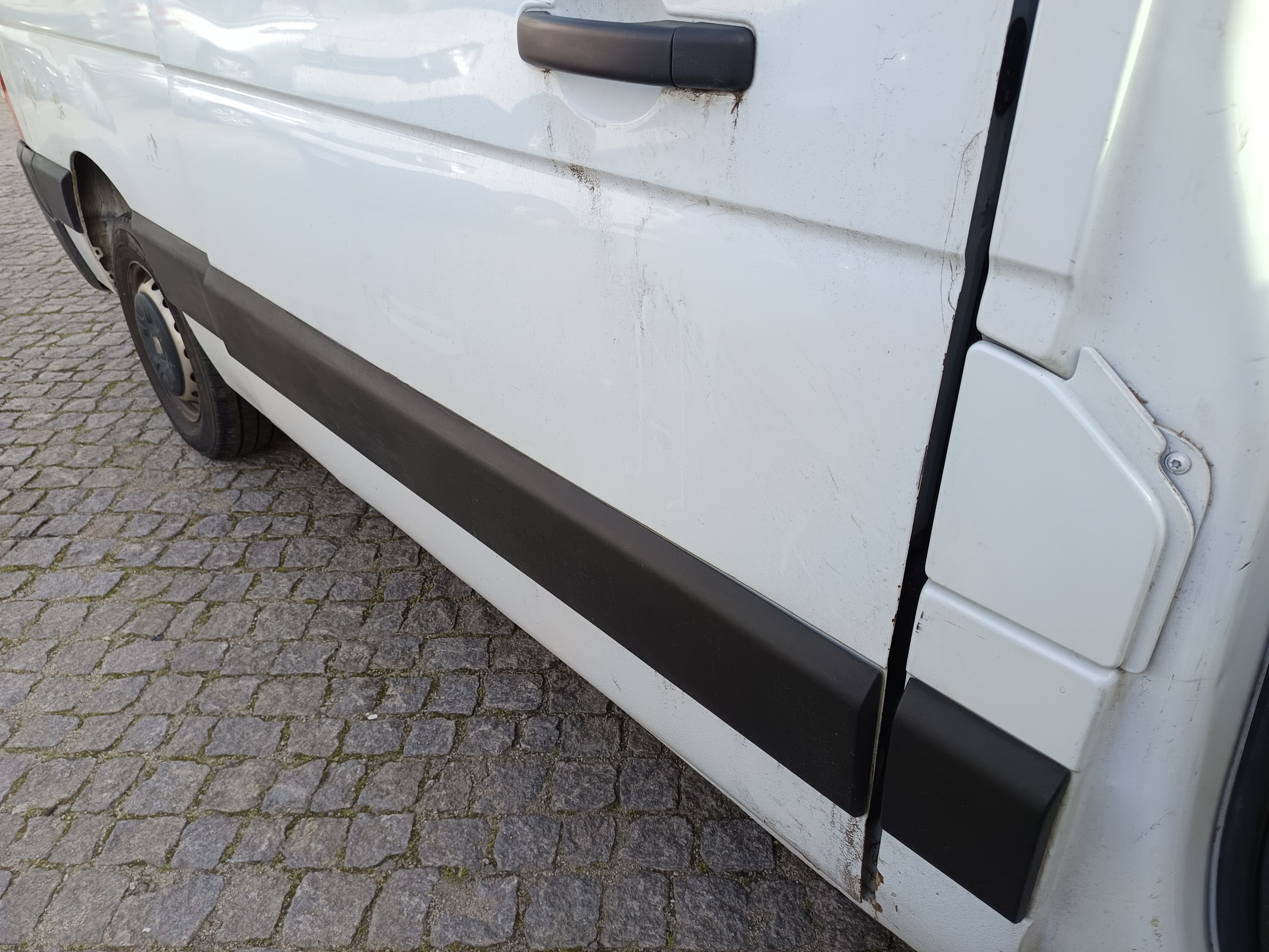 Renault Master · Ano 2015 — imagem 11