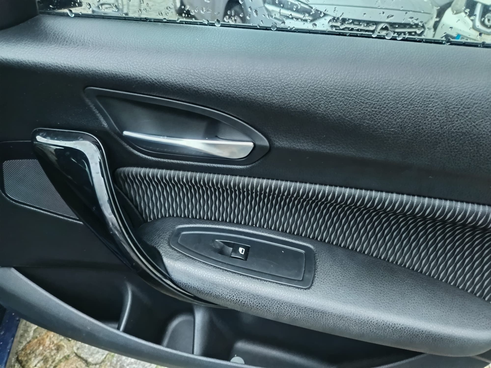 BMW 116 d · Ano 2016 — image 22
