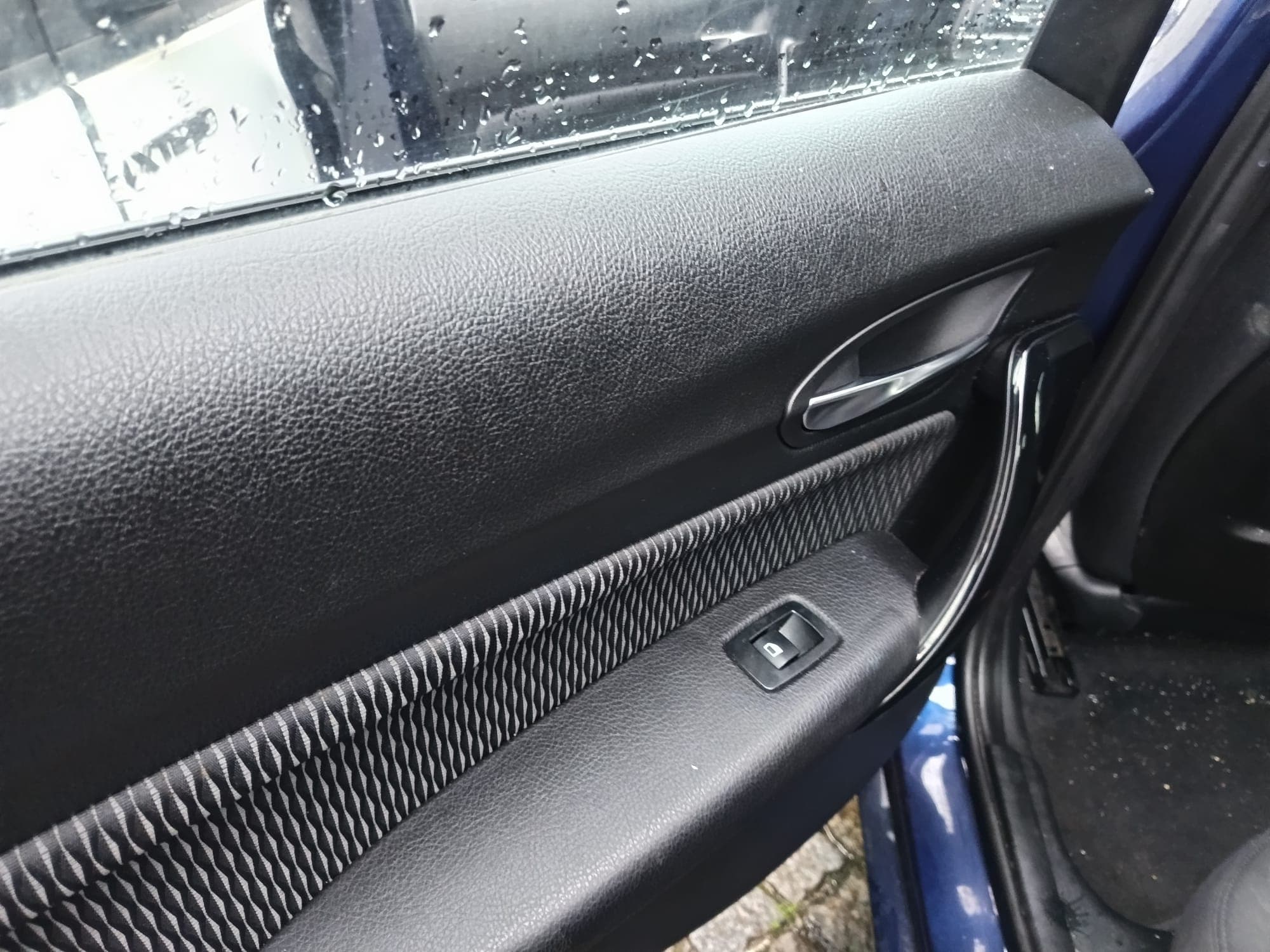 BMW 116 d · Ano 2016 — image 23