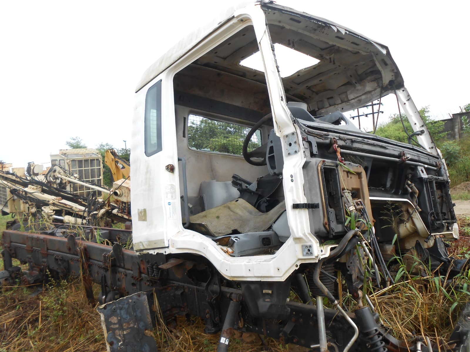 Tipper Truck 26t 6x5 - 2007 — image 8