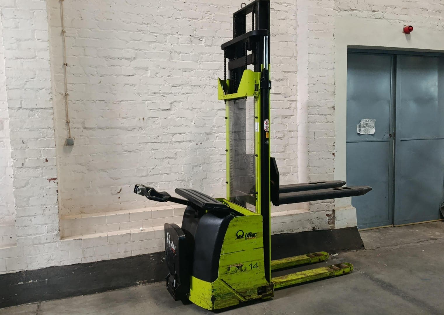 Empilhador Pramac LX 14 e Balança Eletrónica Industrial — imagen 5