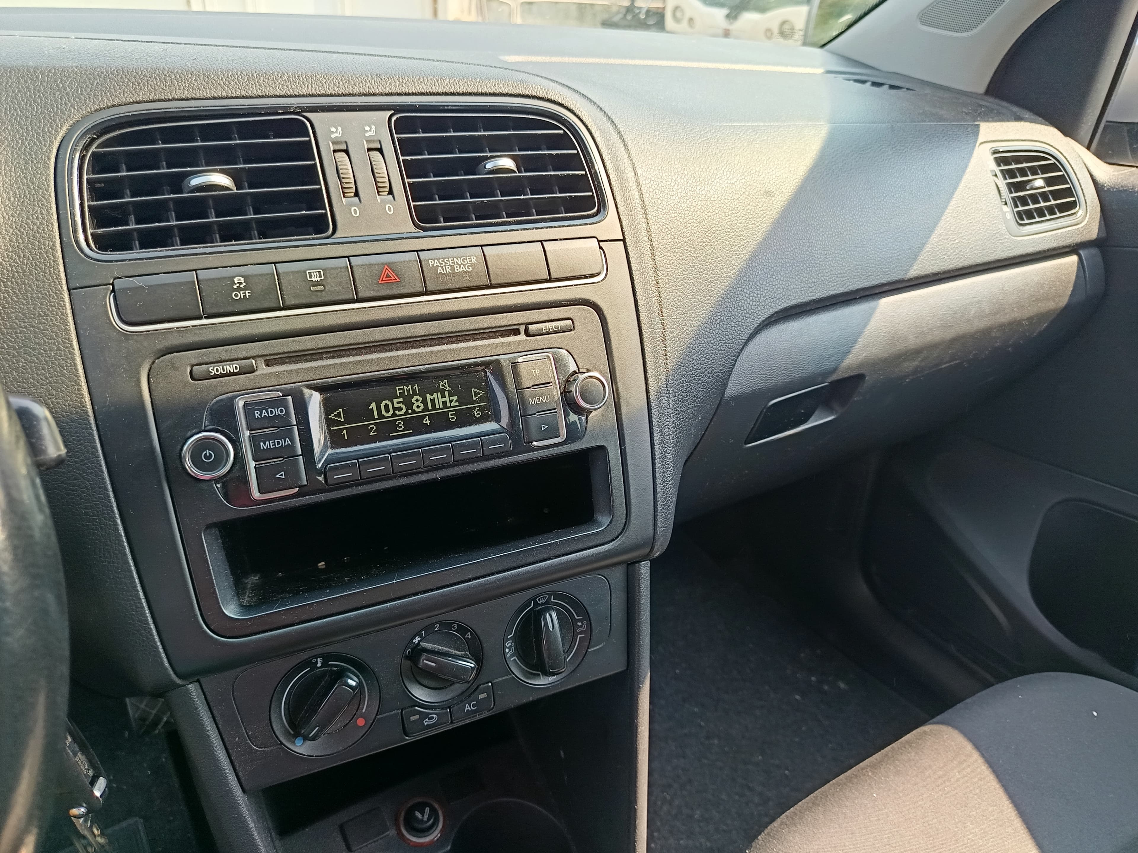 Volkswagen Polo · Ano 2012 — image 31