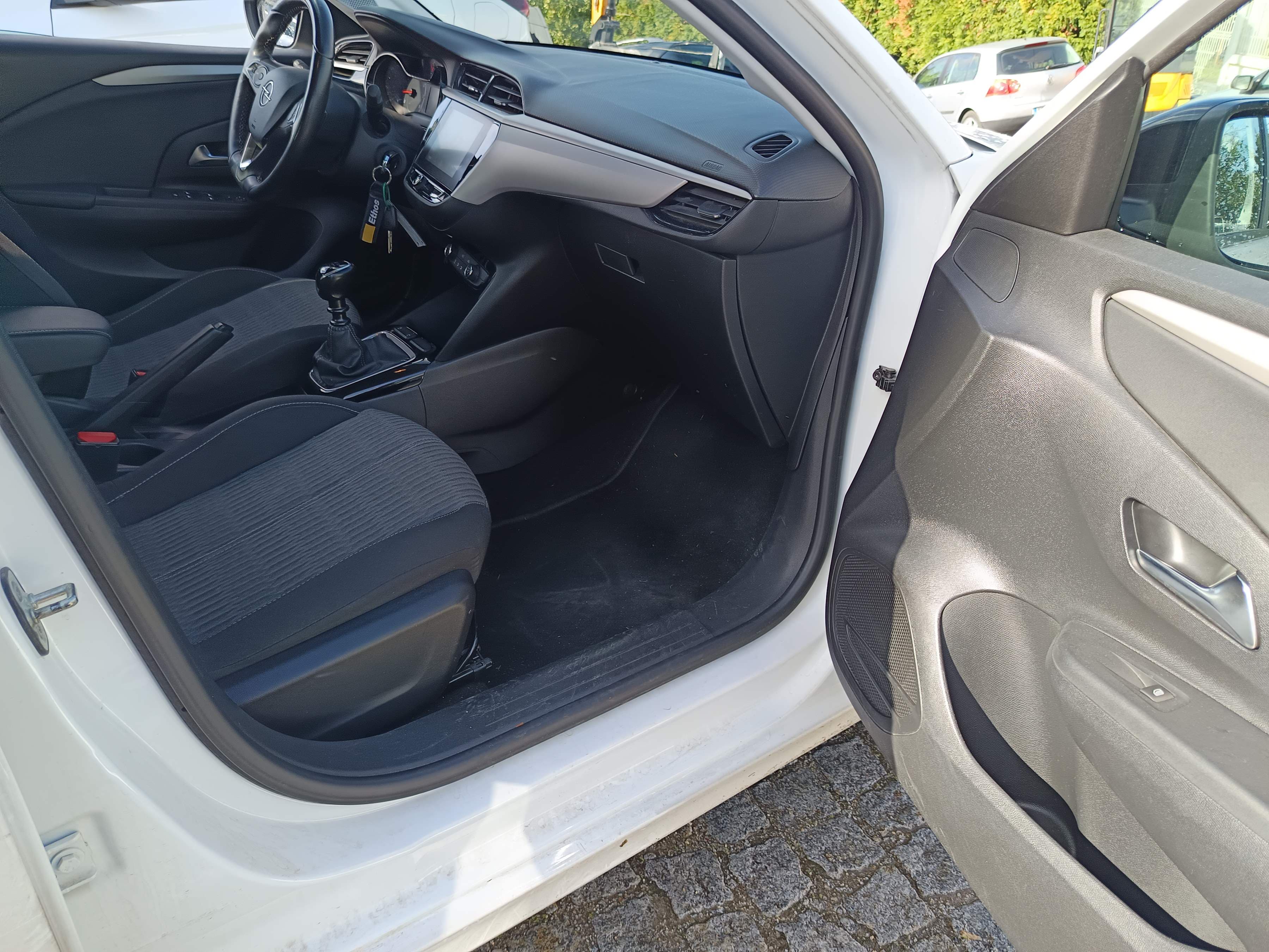 Opel Corsa Edition 1.5D · Année 2022 — image 20