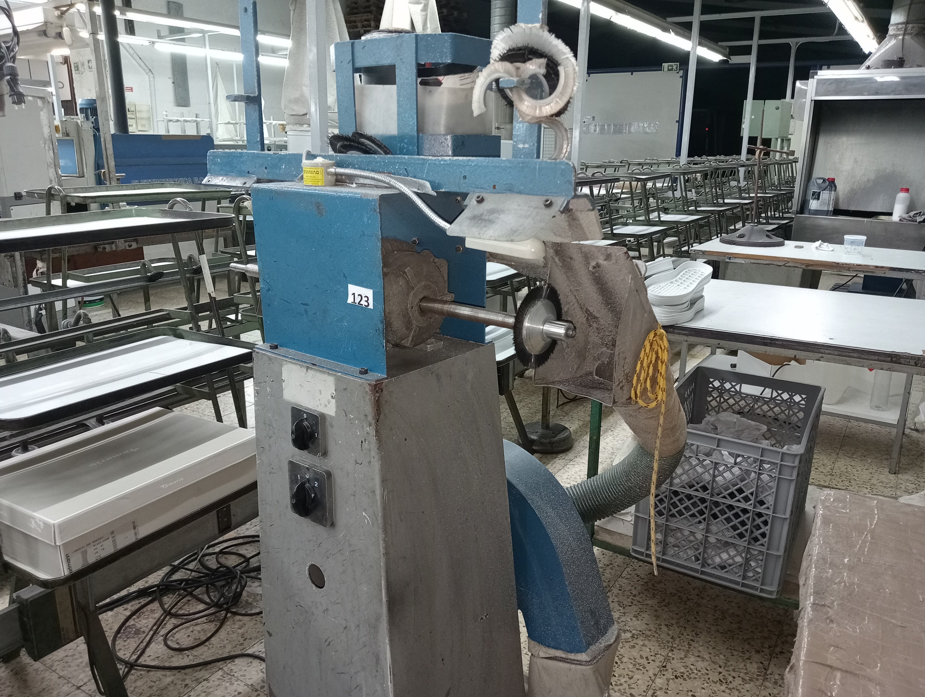Équipements pour l'Industrie du Chaussure — image 79