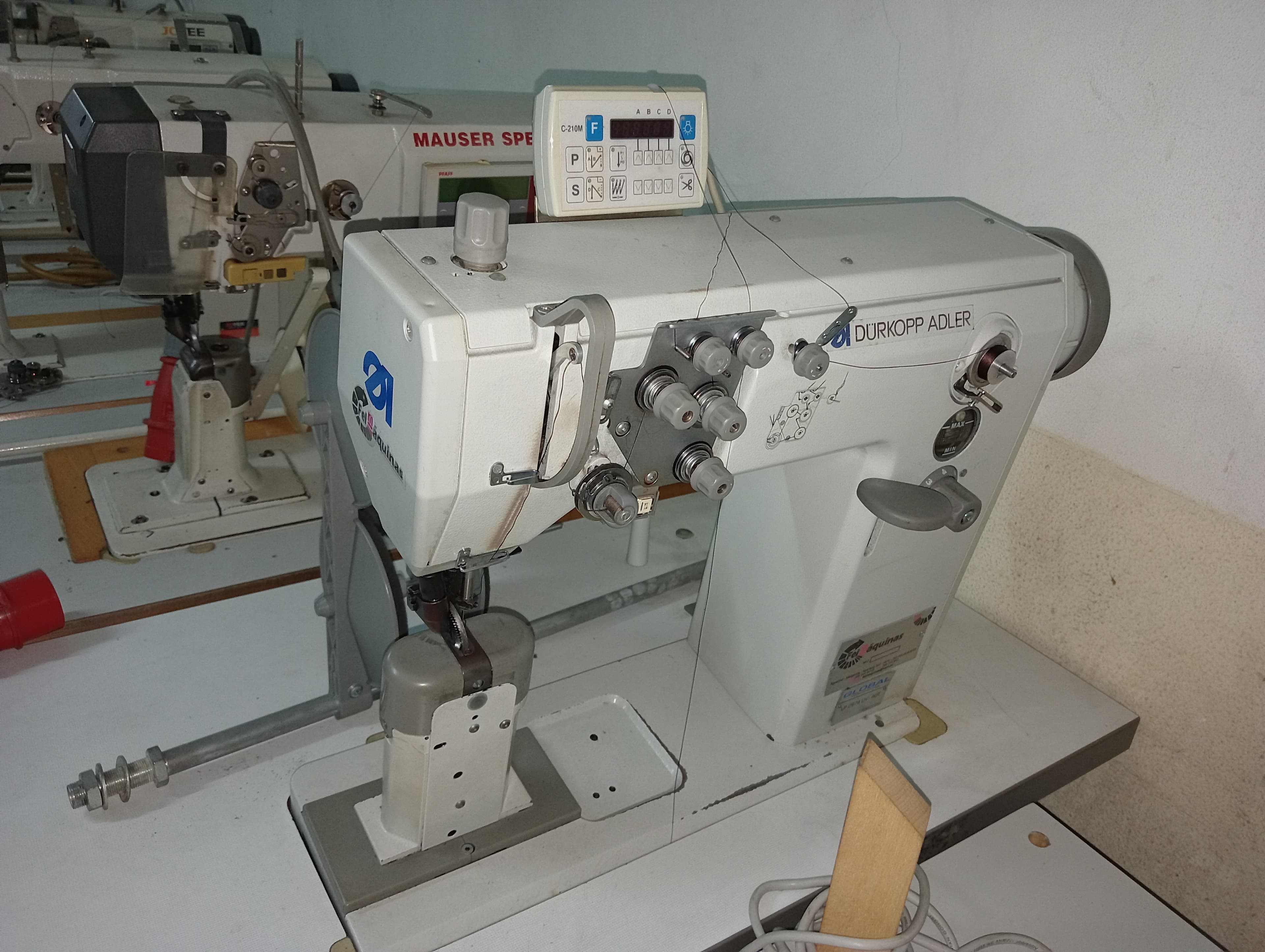 Équipements pour l'Industrie du Chaussure — image 13